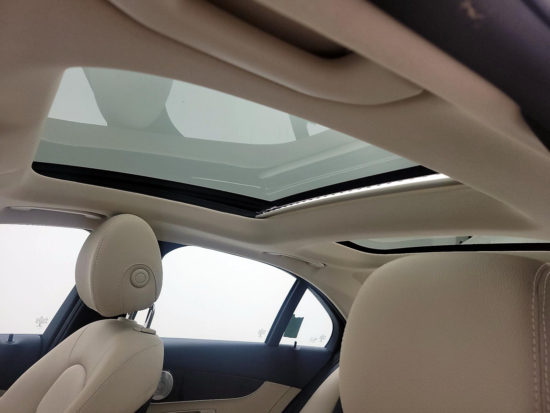 Thumbnail: 2018 Mercedes-Benz C-Class - 18