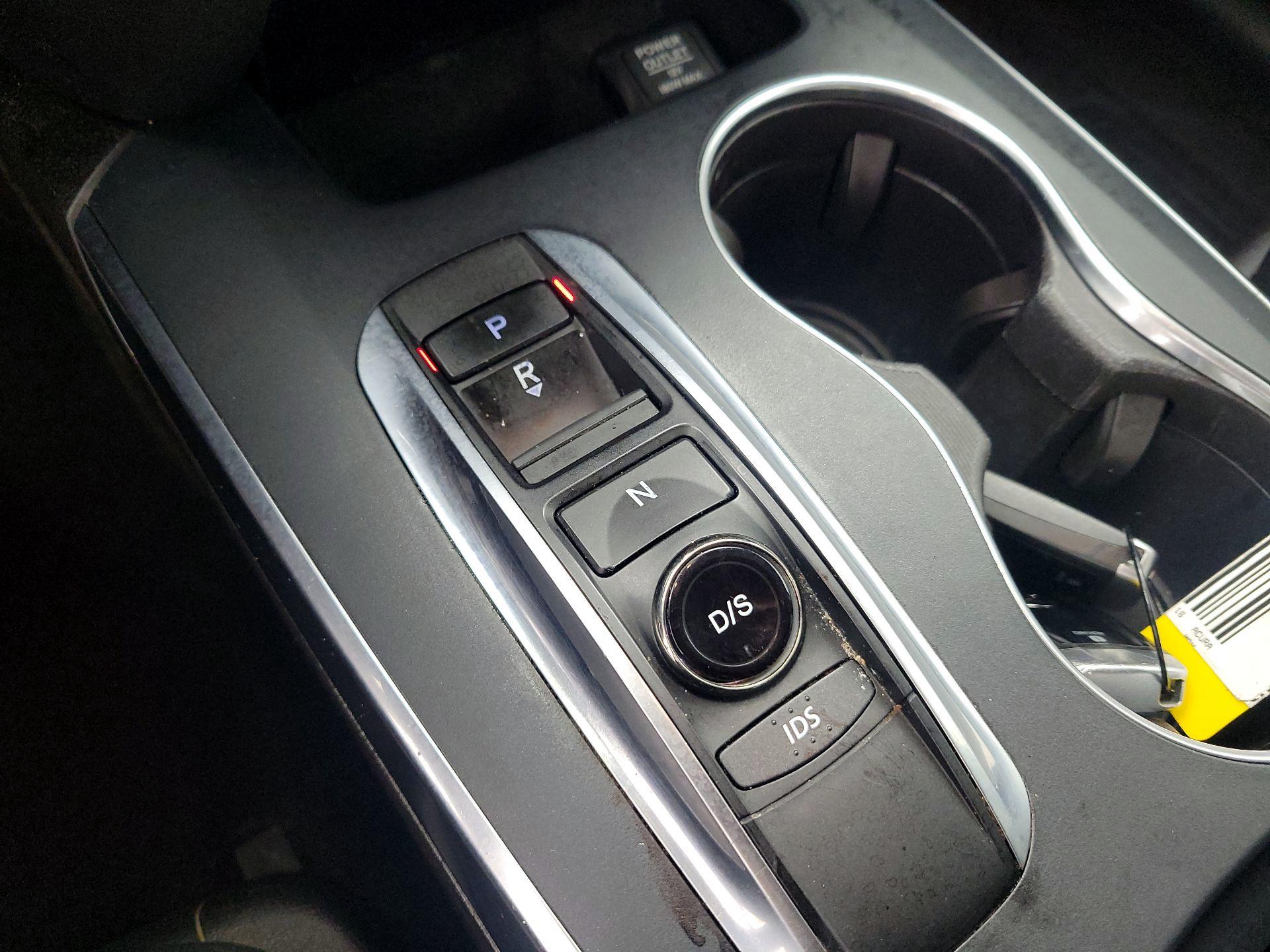 Thumbnail: 2016 Acura MDX - 17