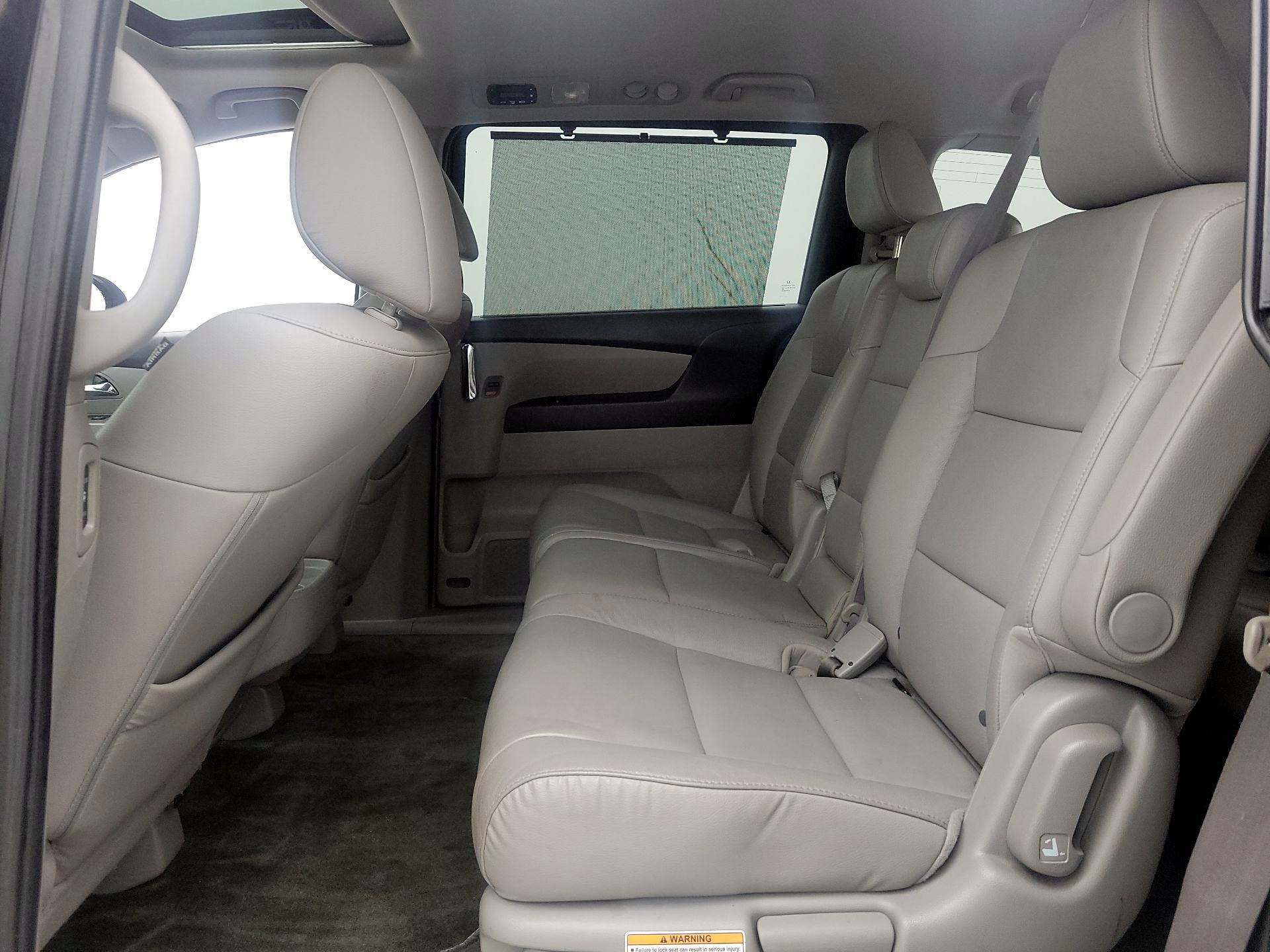 Thumbnail: 2015 Honda Odyssey - 19