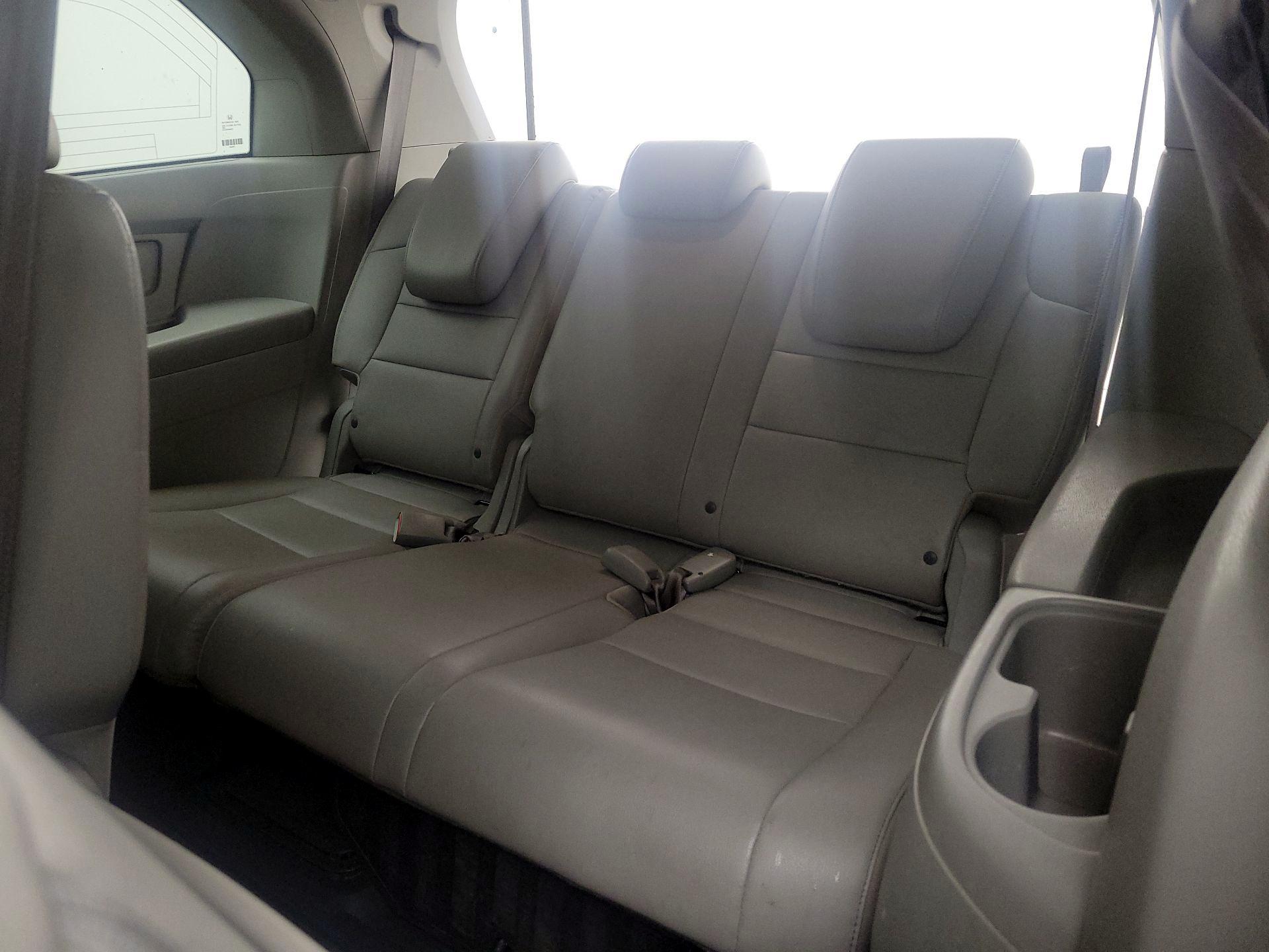 Thumbnail: 2015 Honda Odyssey - 20