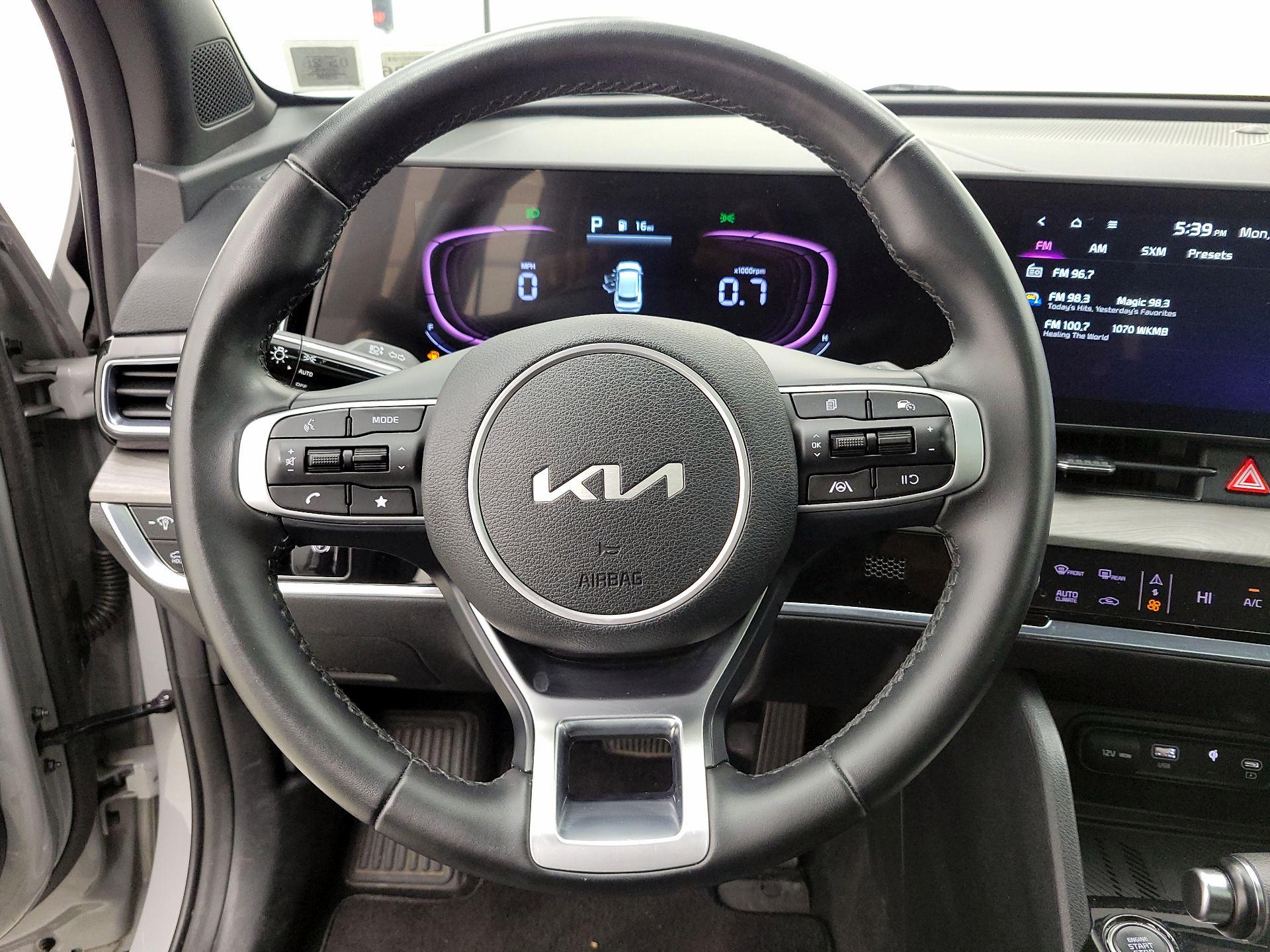 Thumbnail: 2023 Kia Sportage - 10