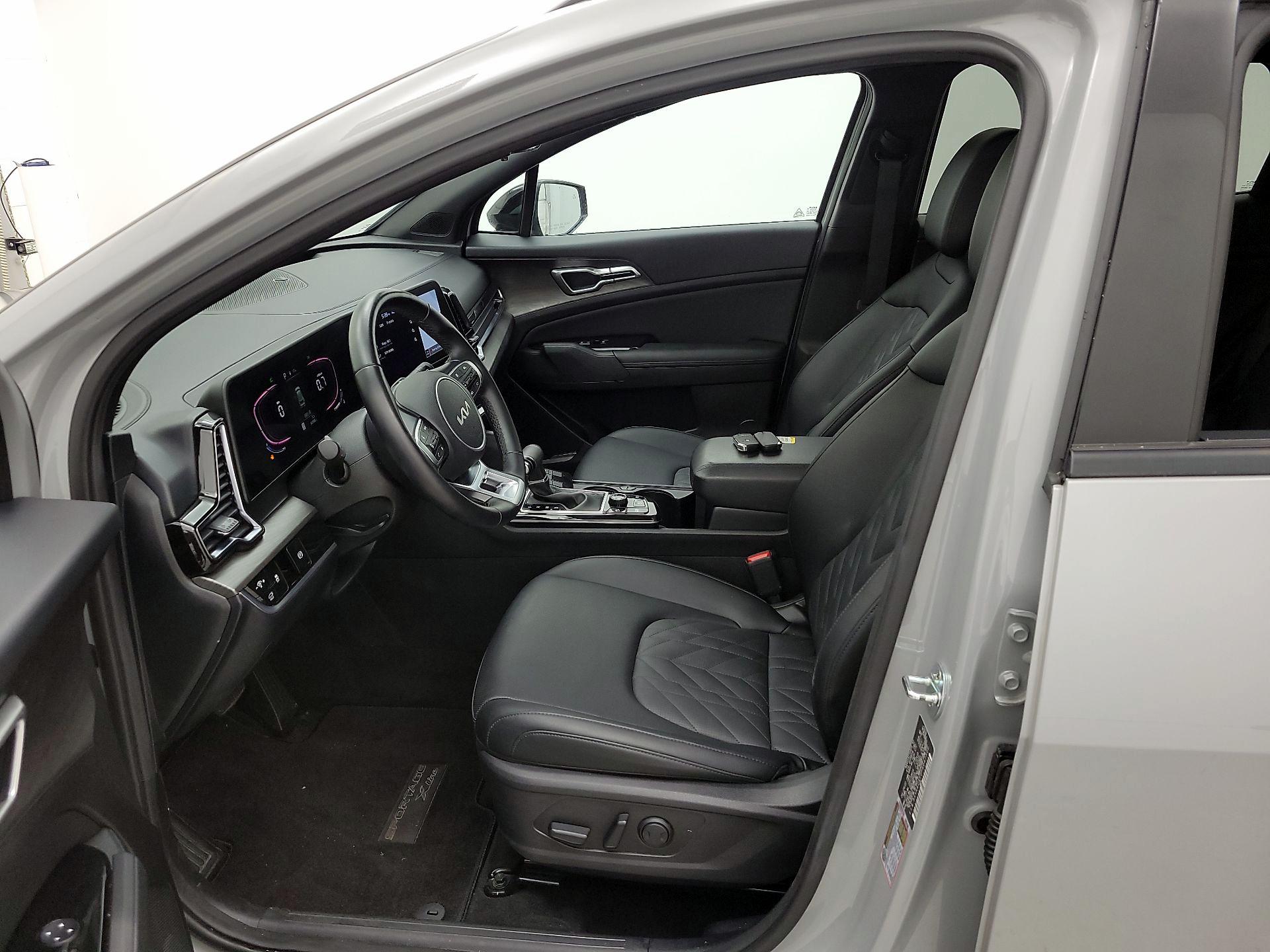 Thumbnail: 2023 Kia Sportage - 11