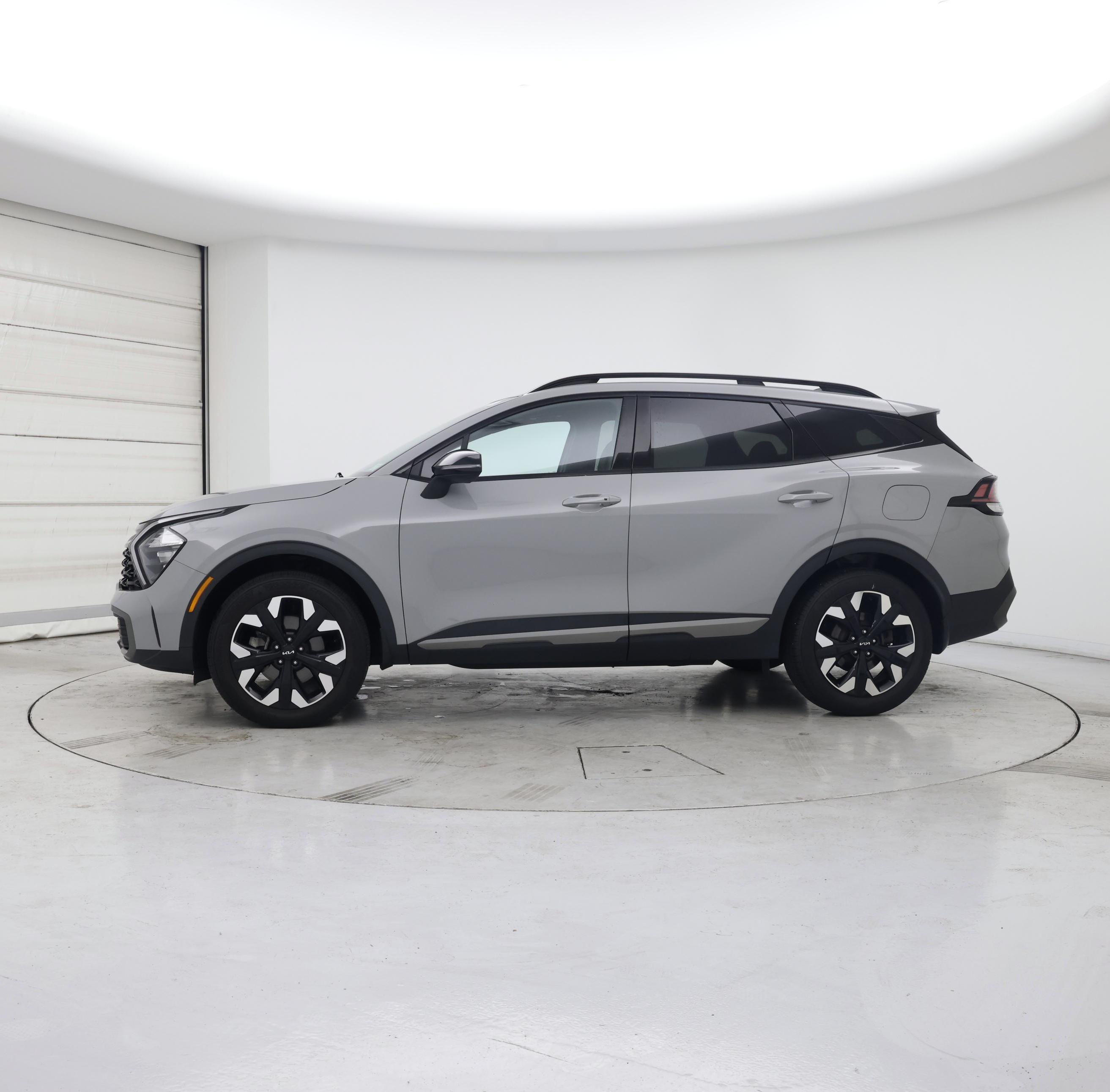 Thumbnail: 2023 Kia Sportage - 3