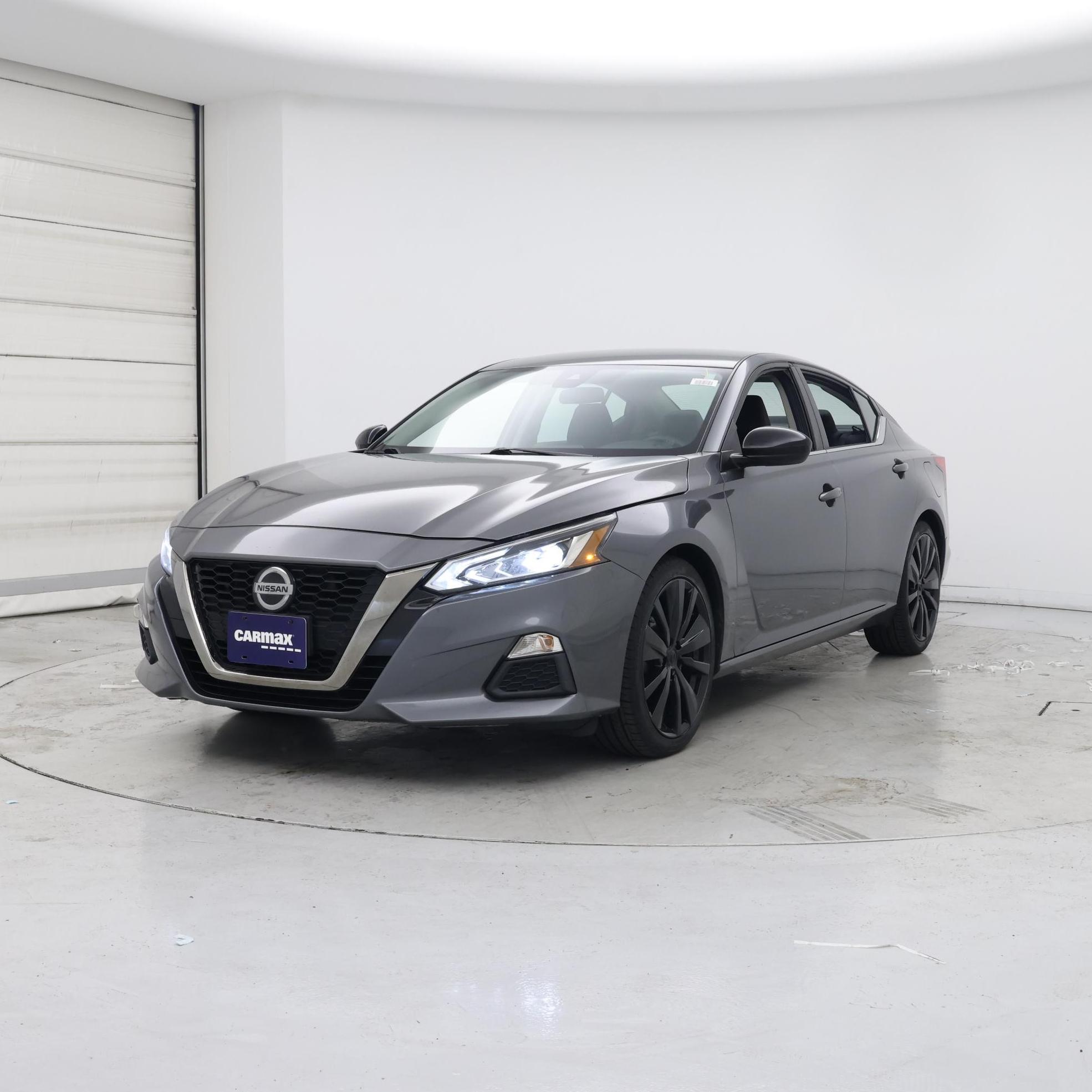 Thumbnail: 2020 Nissan Altima - 4