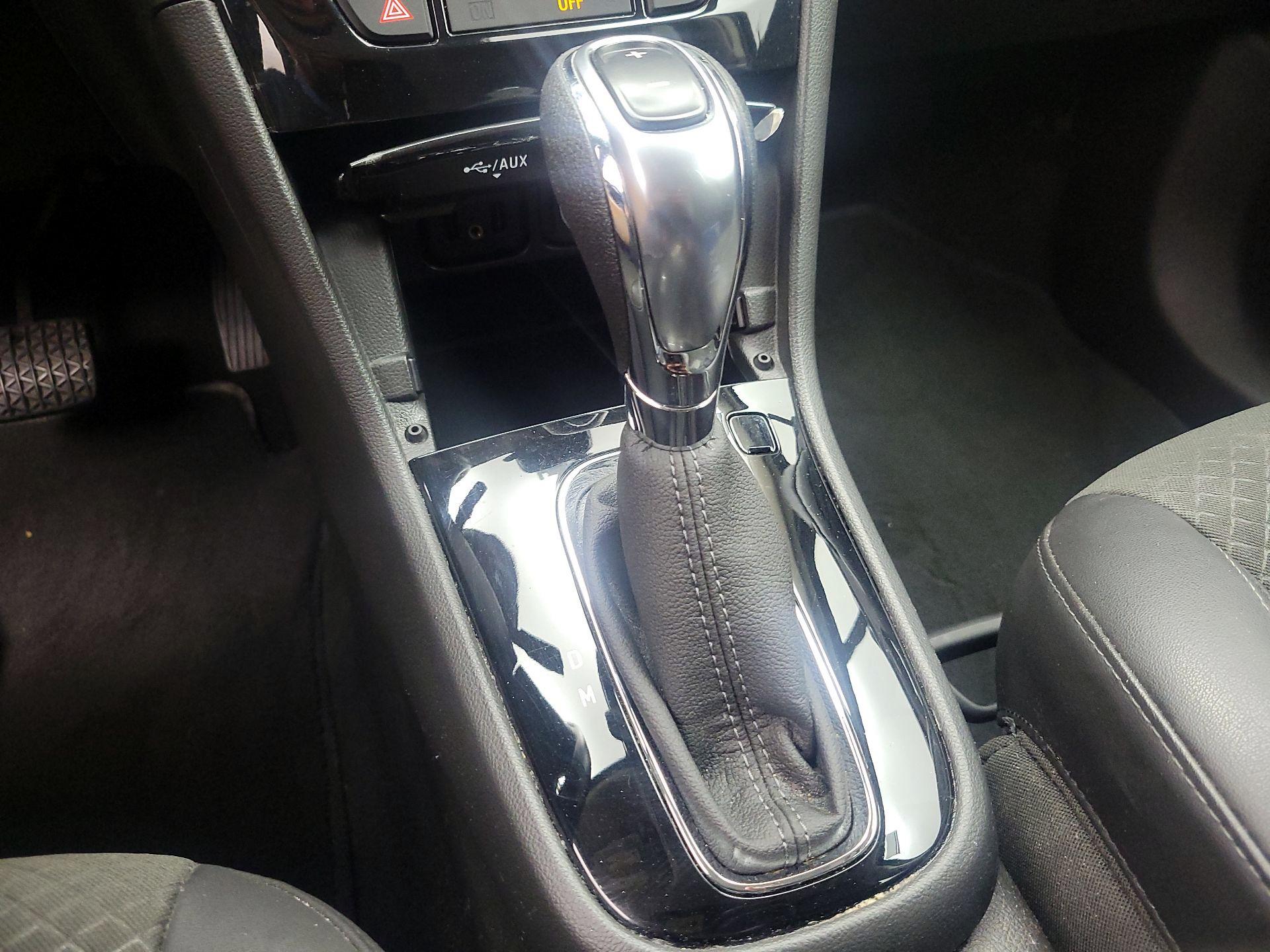 Thumbnail: 2019 Buick Encore - 17