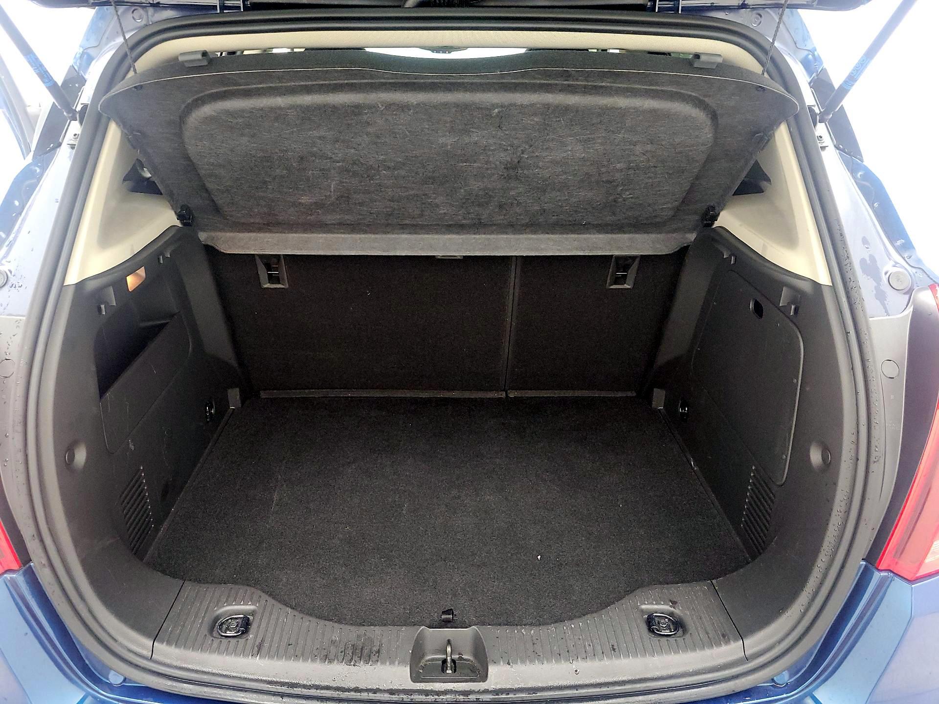 Thumbnail: 2019 Buick Encore - 20