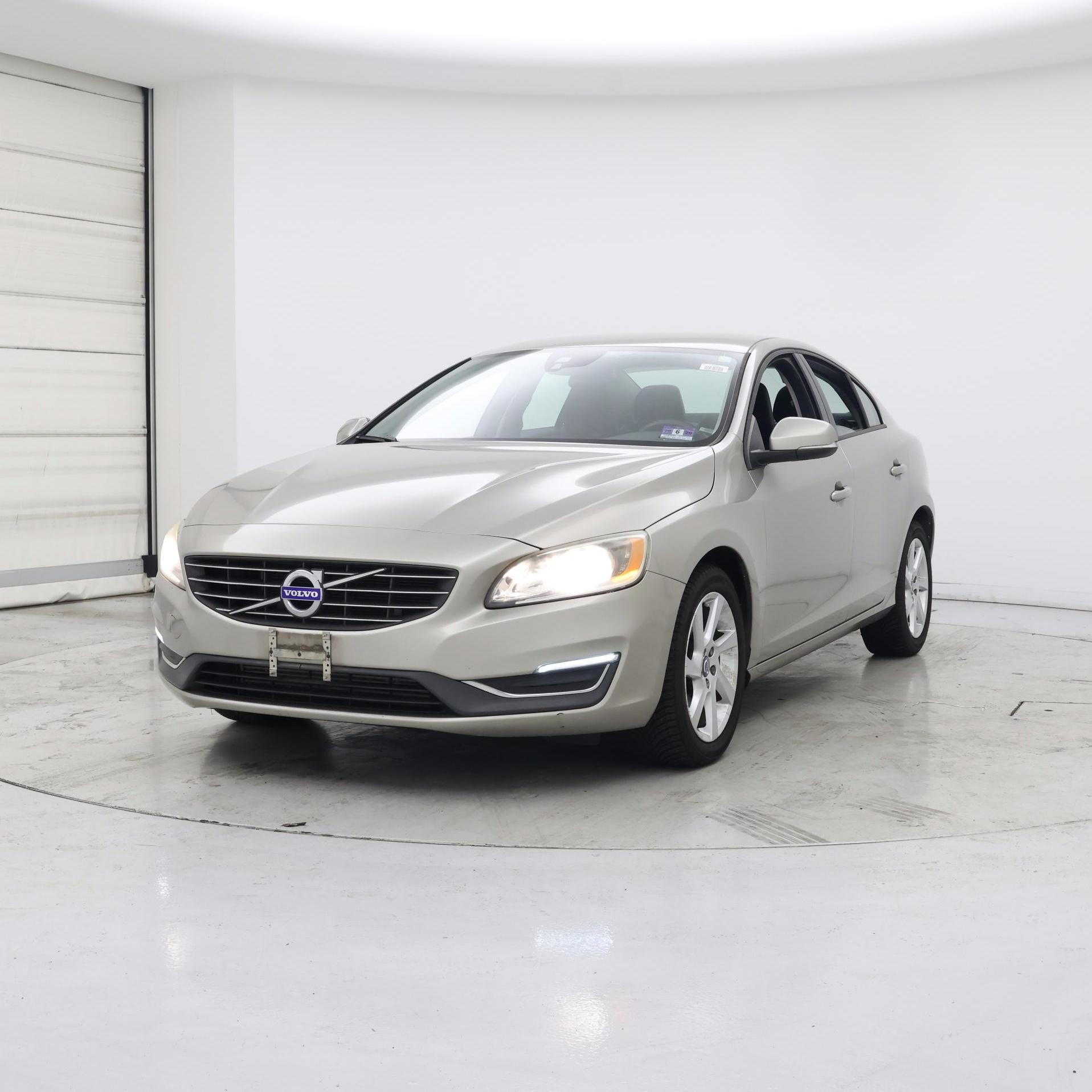 Thumbnail: 2015 Volvo S60 - 4