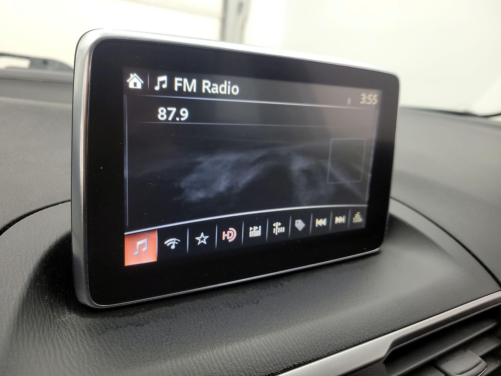 Thumbnail: 2015 Mazda Mazda3 - 14