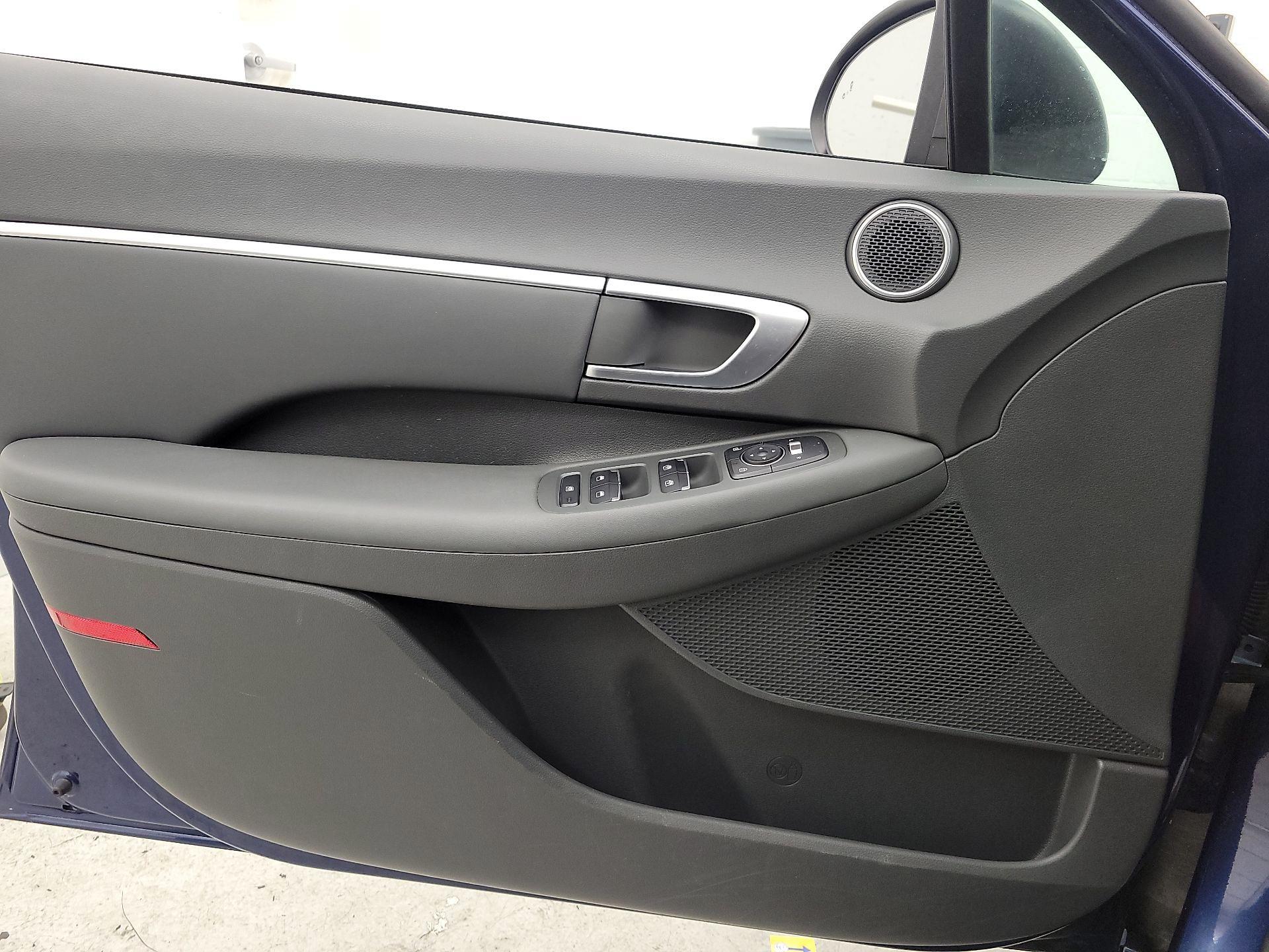 Thumbnail: 2020 Hyundai Sonata - 12
