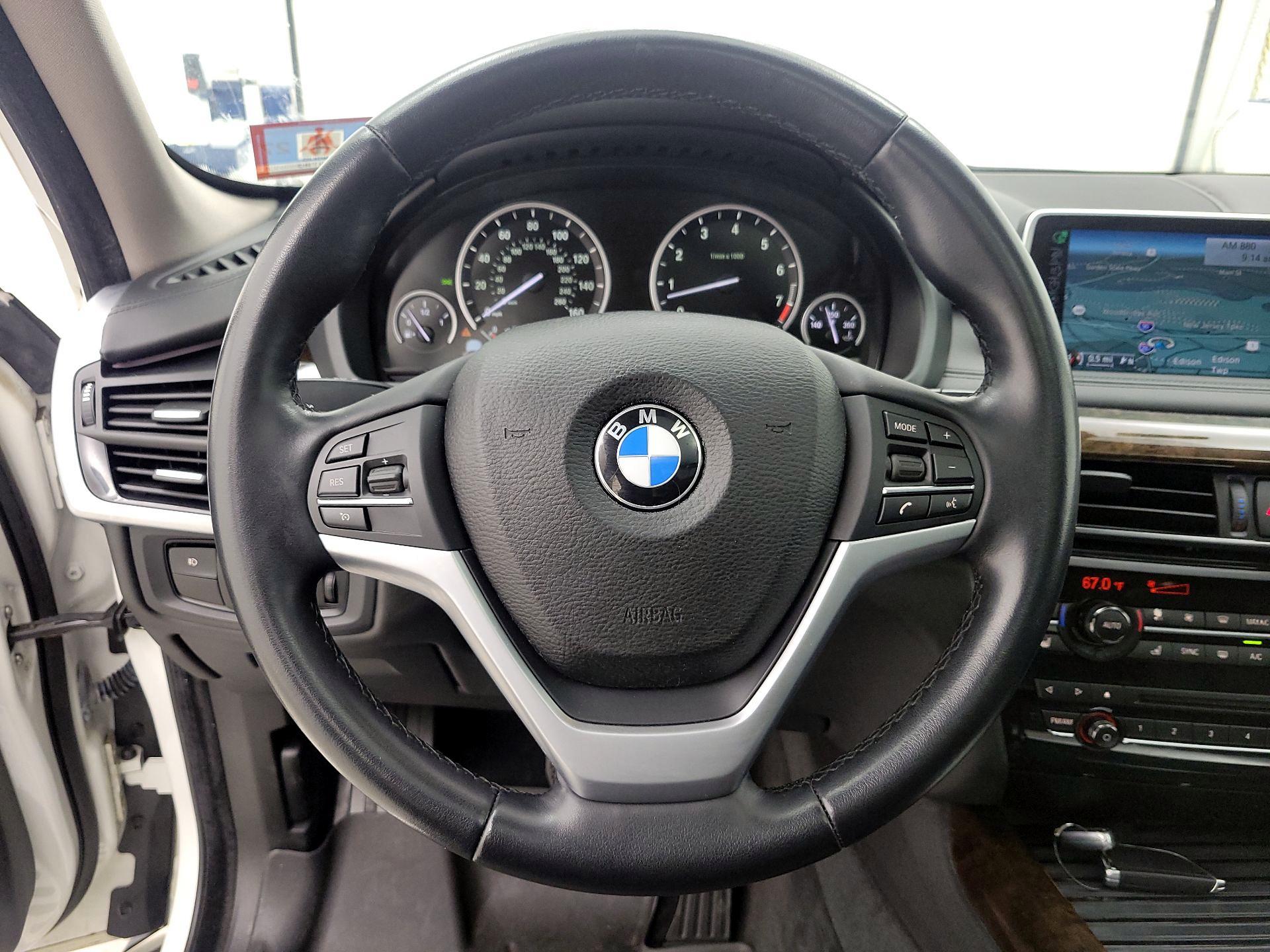 Thumbnail: 2014 BMW X5 - 10