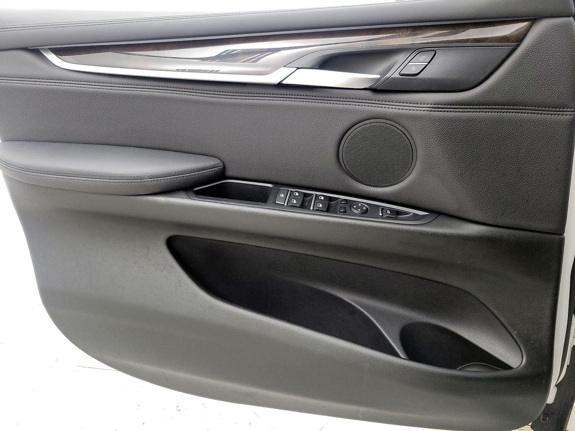 Thumbnail: 2014 BMW X5 - 12