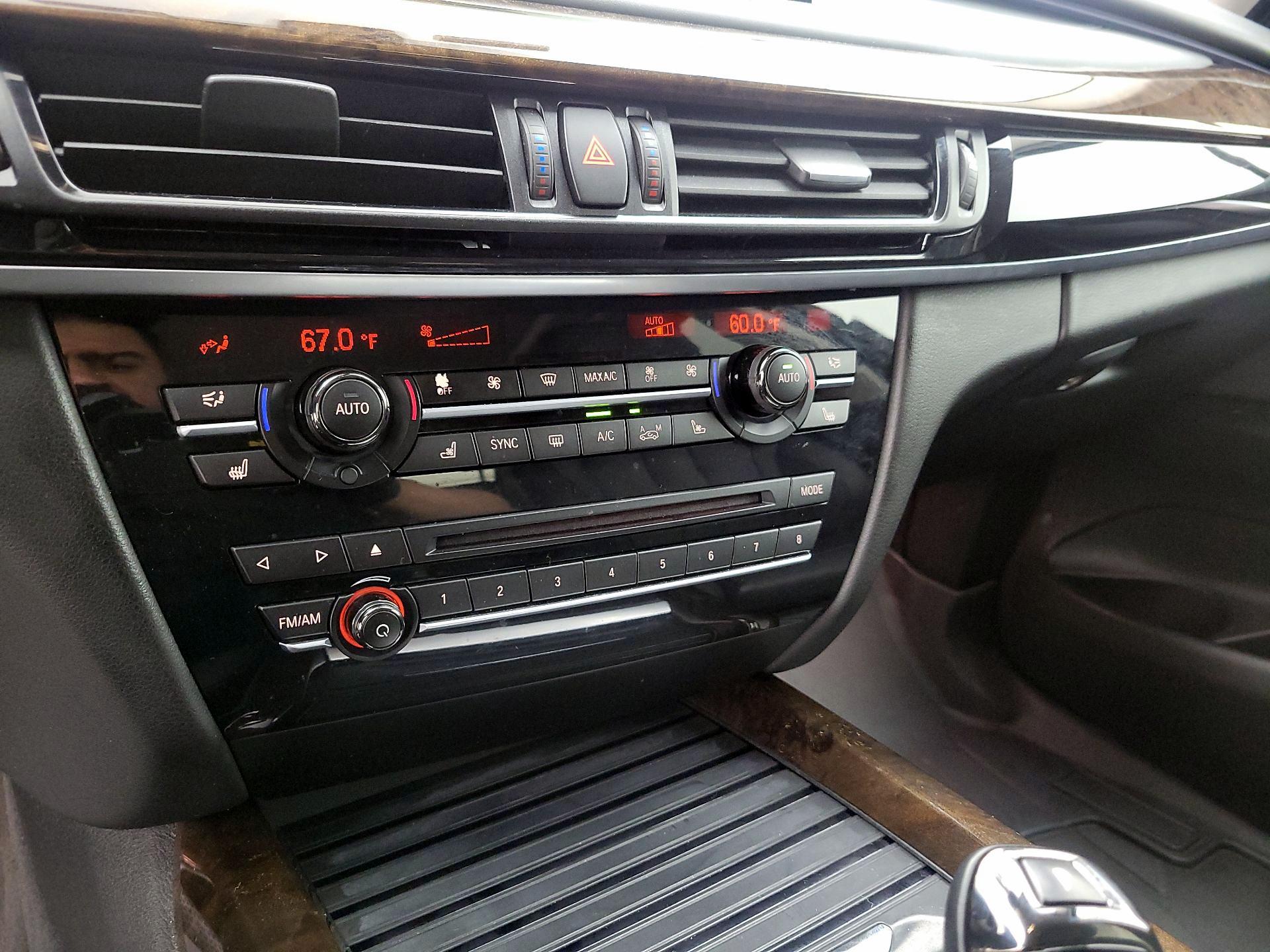 Thumbnail: 2014 BMW X5 - 17