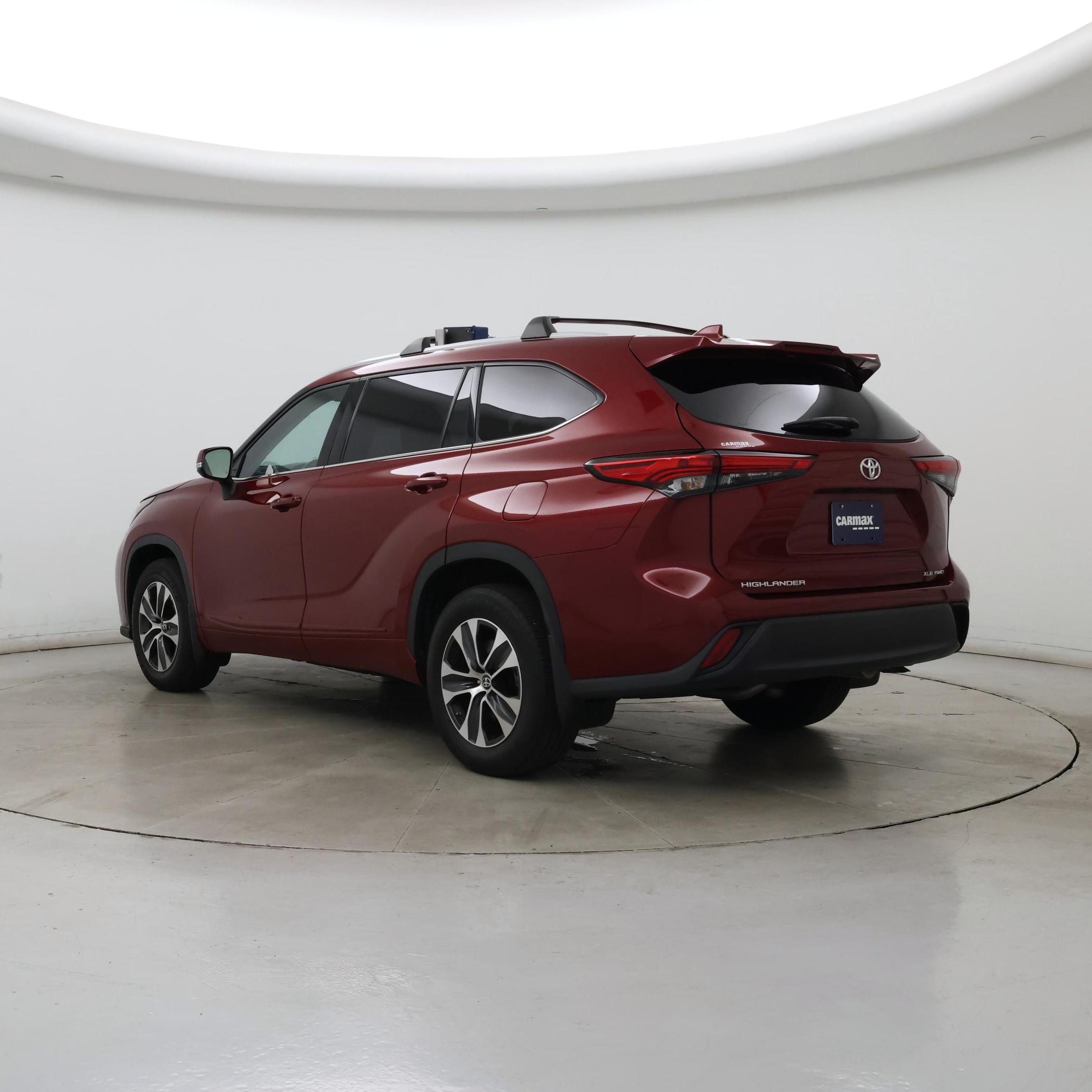 Thumbnail: 2022 Toyota Highlander - 2
