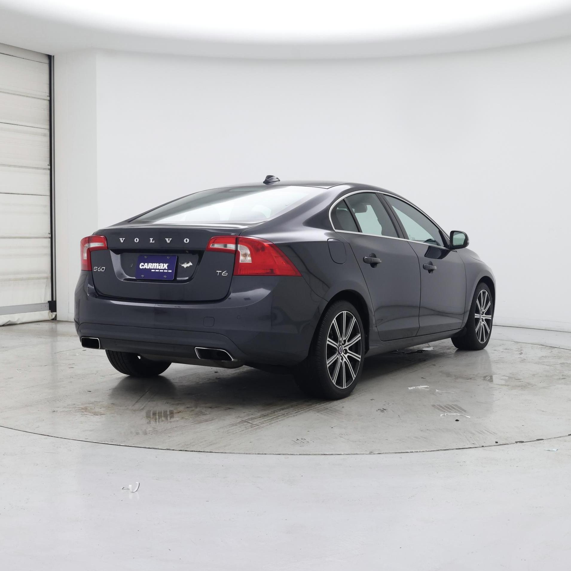 Thumbnail: 2015 Volvo S60 - 8
