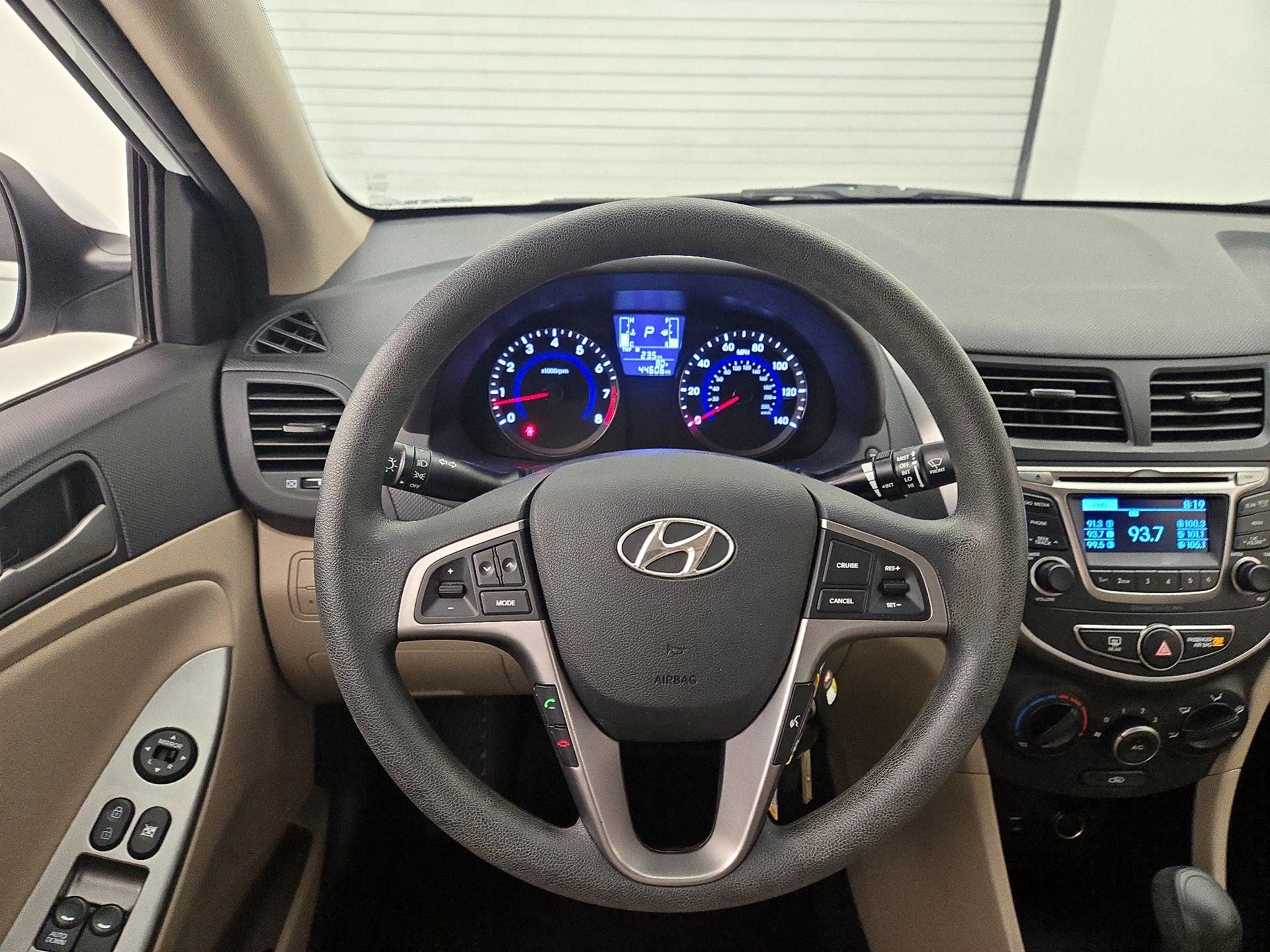 Thumbnail: 2016 Hyundai Accent - 10