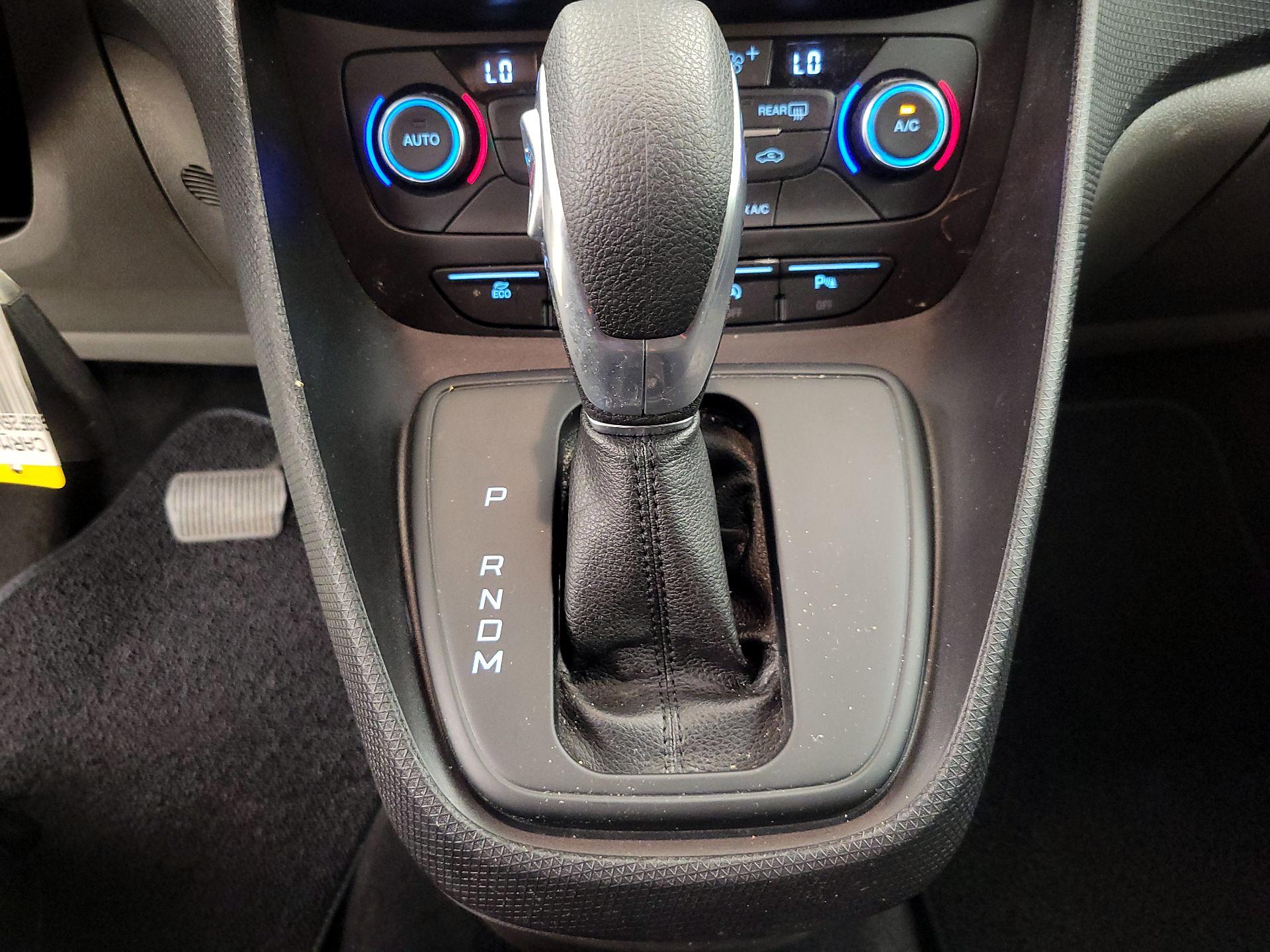 Thumbnail: 2022 Ford Transit Series - 17