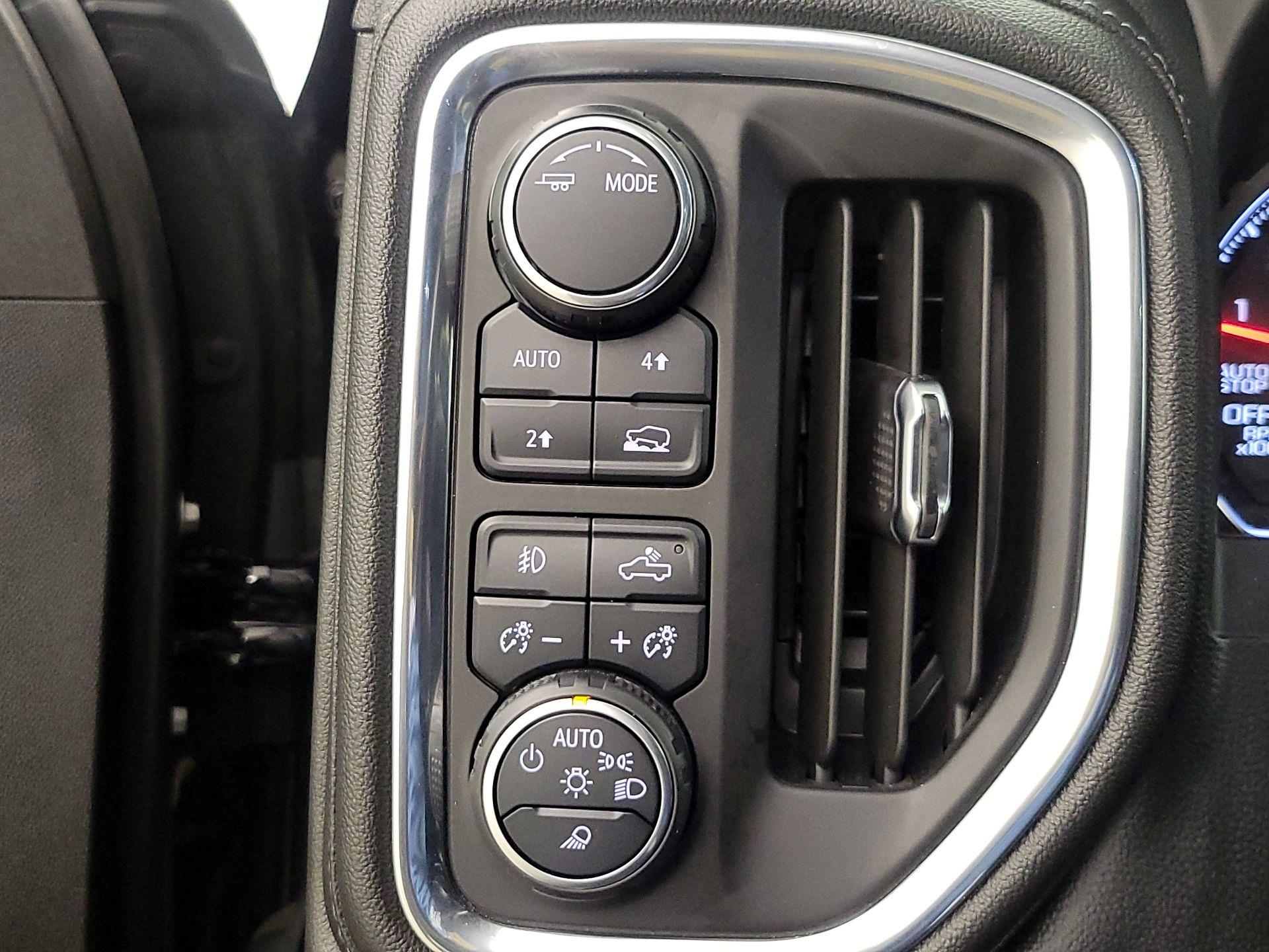 Thumbnail: 2021 Chevrolet Silverado 1500 - 13