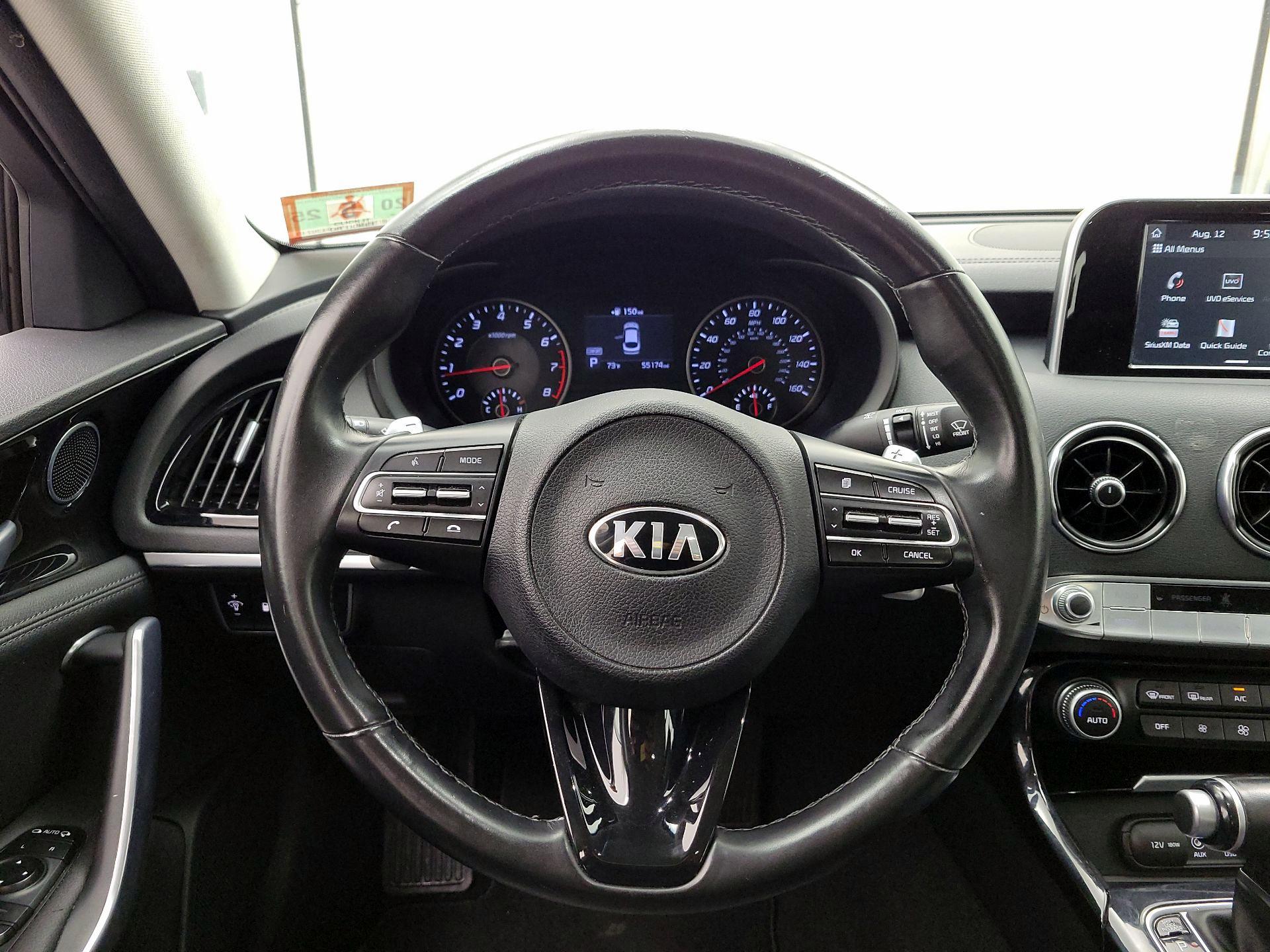Thumbnail: 2018 Kia Stinger - 10