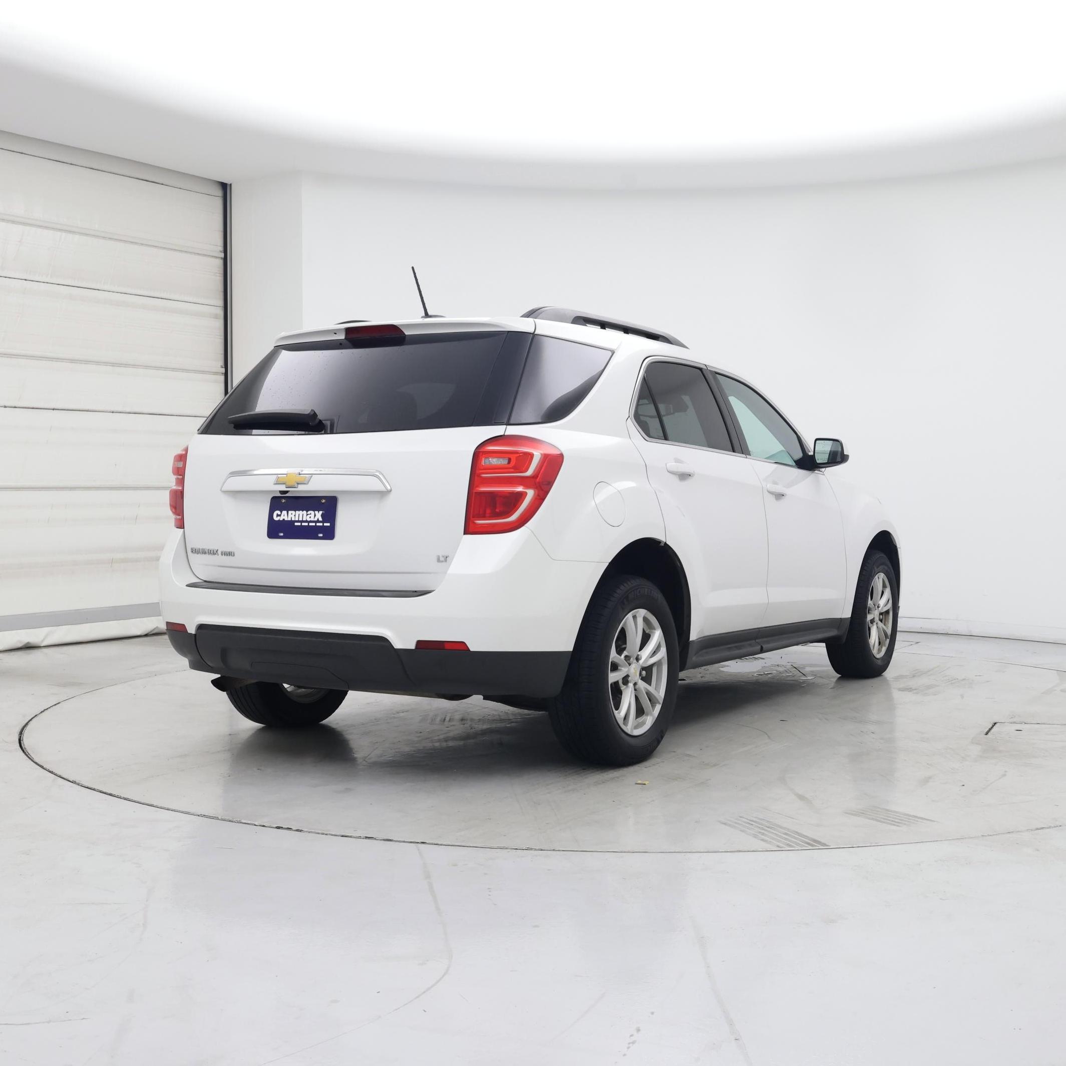 Thumbnail: 2017 Chevrolet Equinox - 8