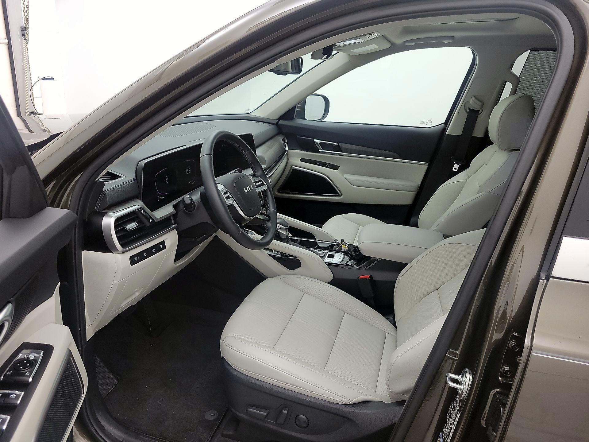 Thumbnail: 2024 Kia Telluride - 11