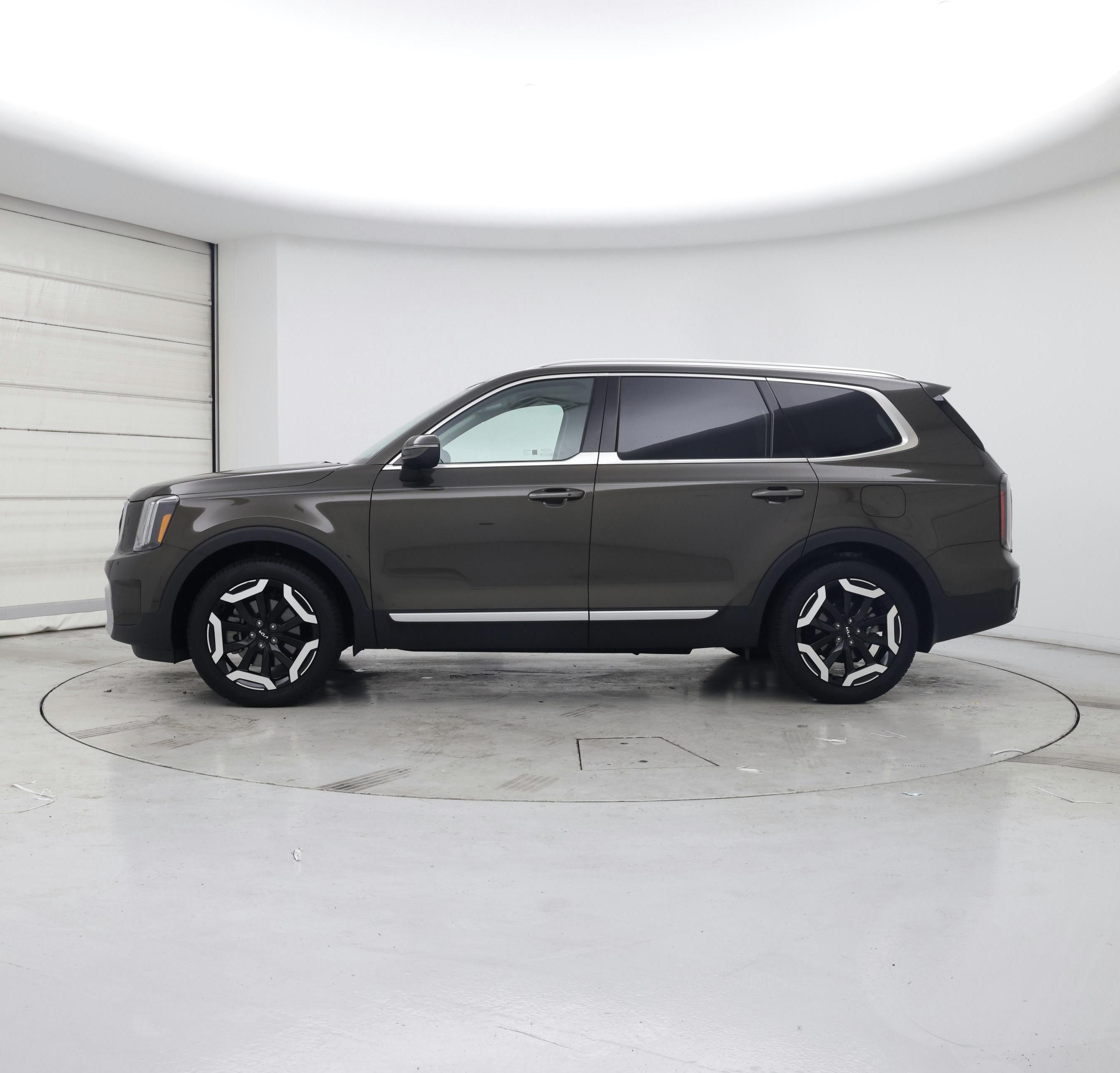 Thumbnail: 2024 Kia Telluride - 3