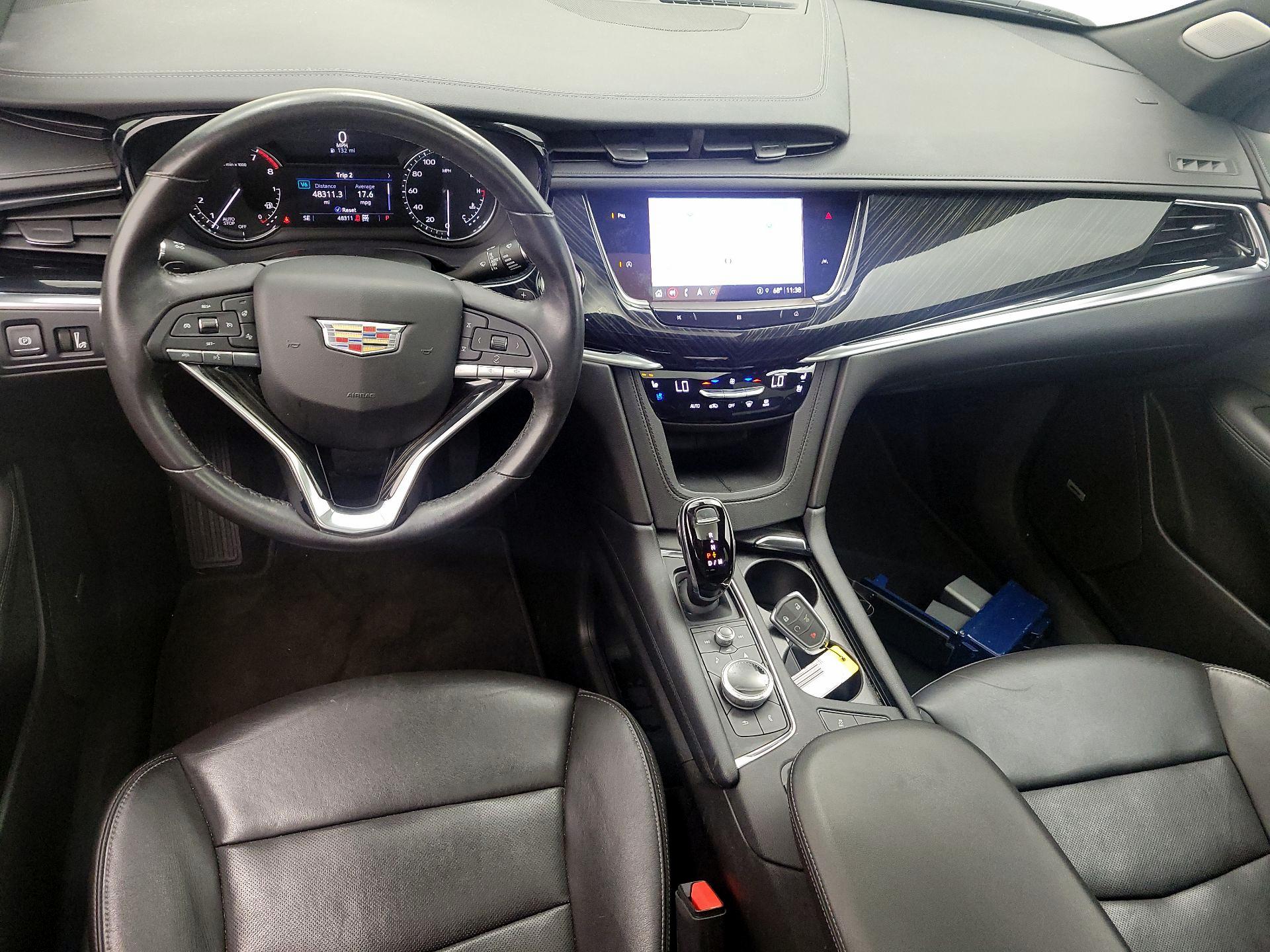 Thumbnail: 2021 Cadillac XT6 - 9