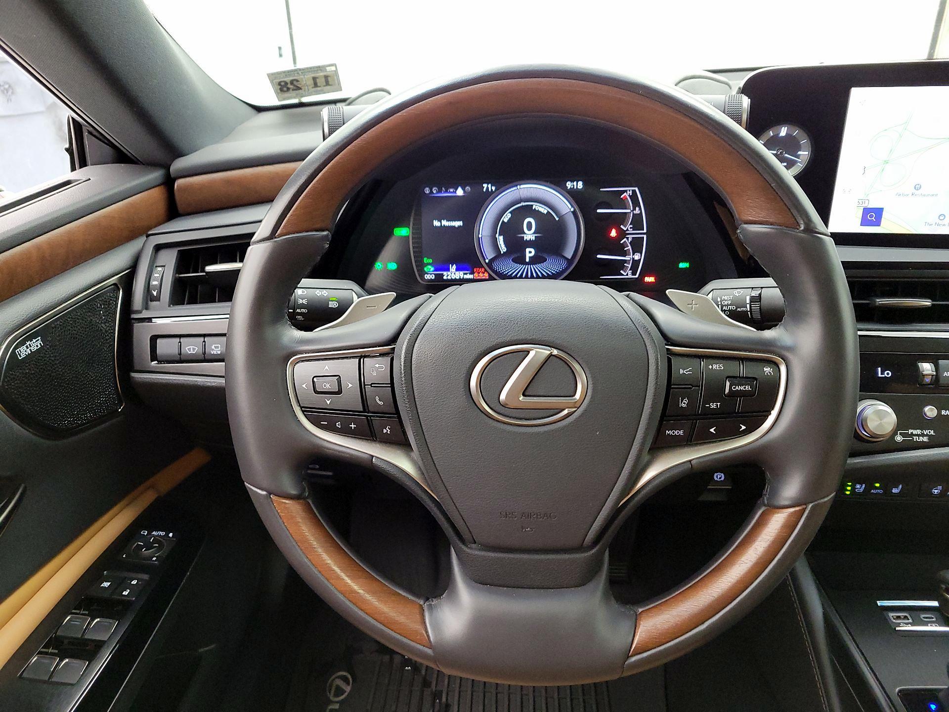Thumbnail: 2023 Lexus ES - 10