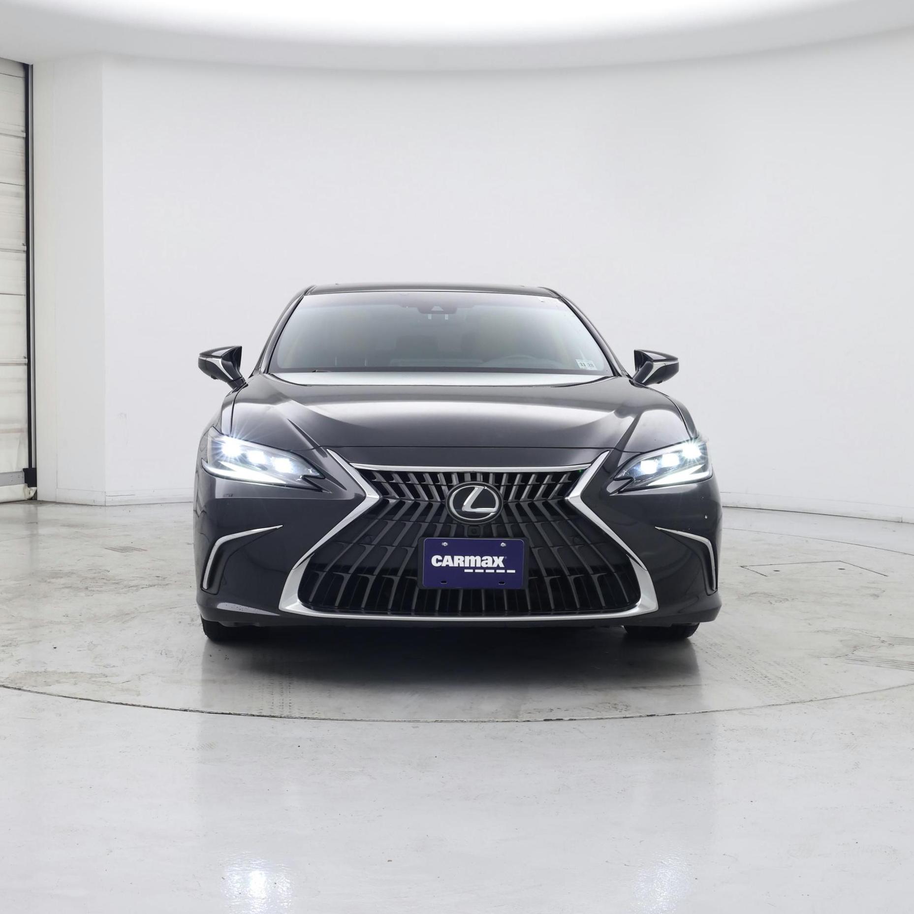 Thumbnail: 2023 Lexus ES - 5
