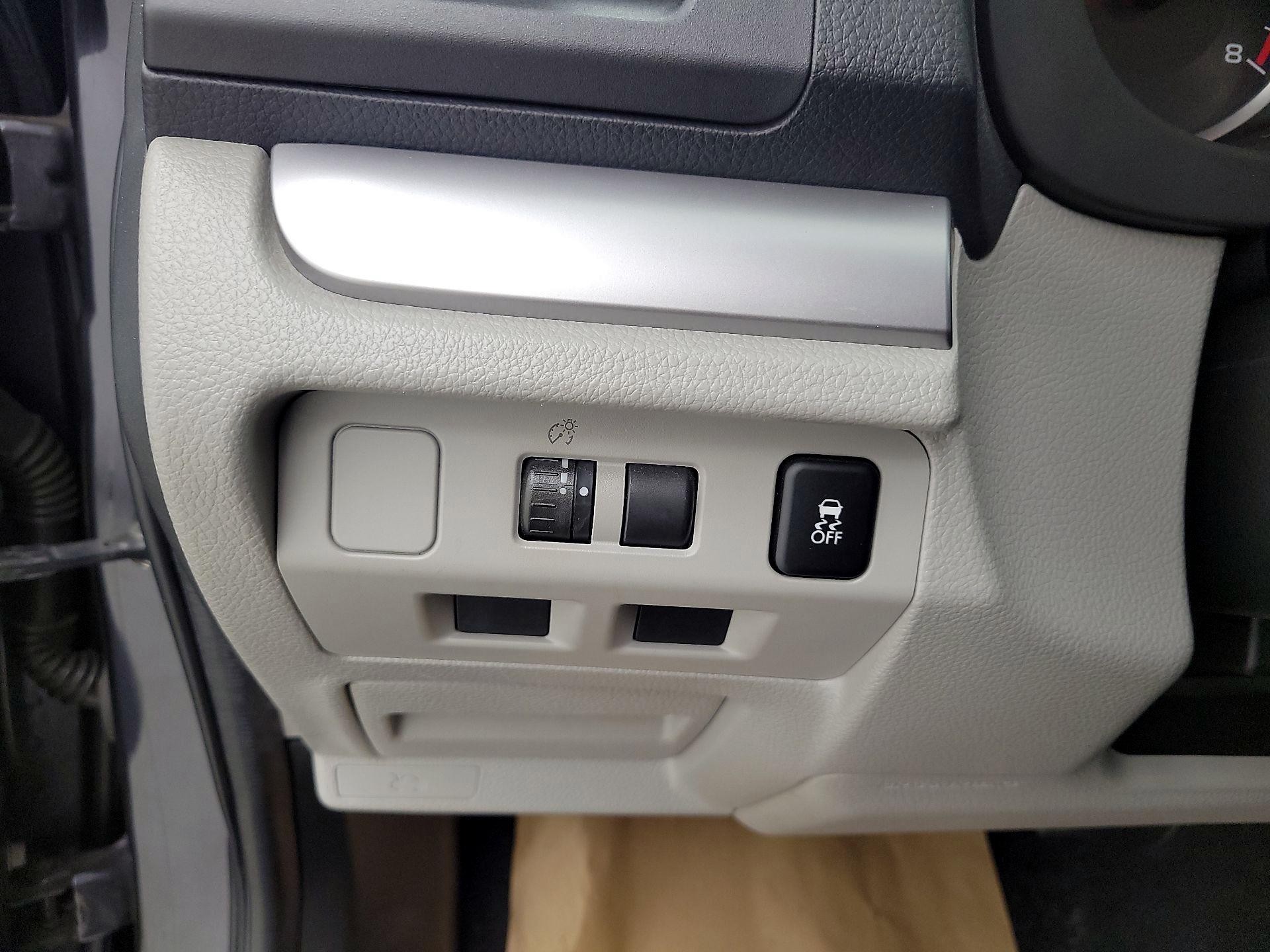 Thumbnail: 2014 Subaru Forester - 13