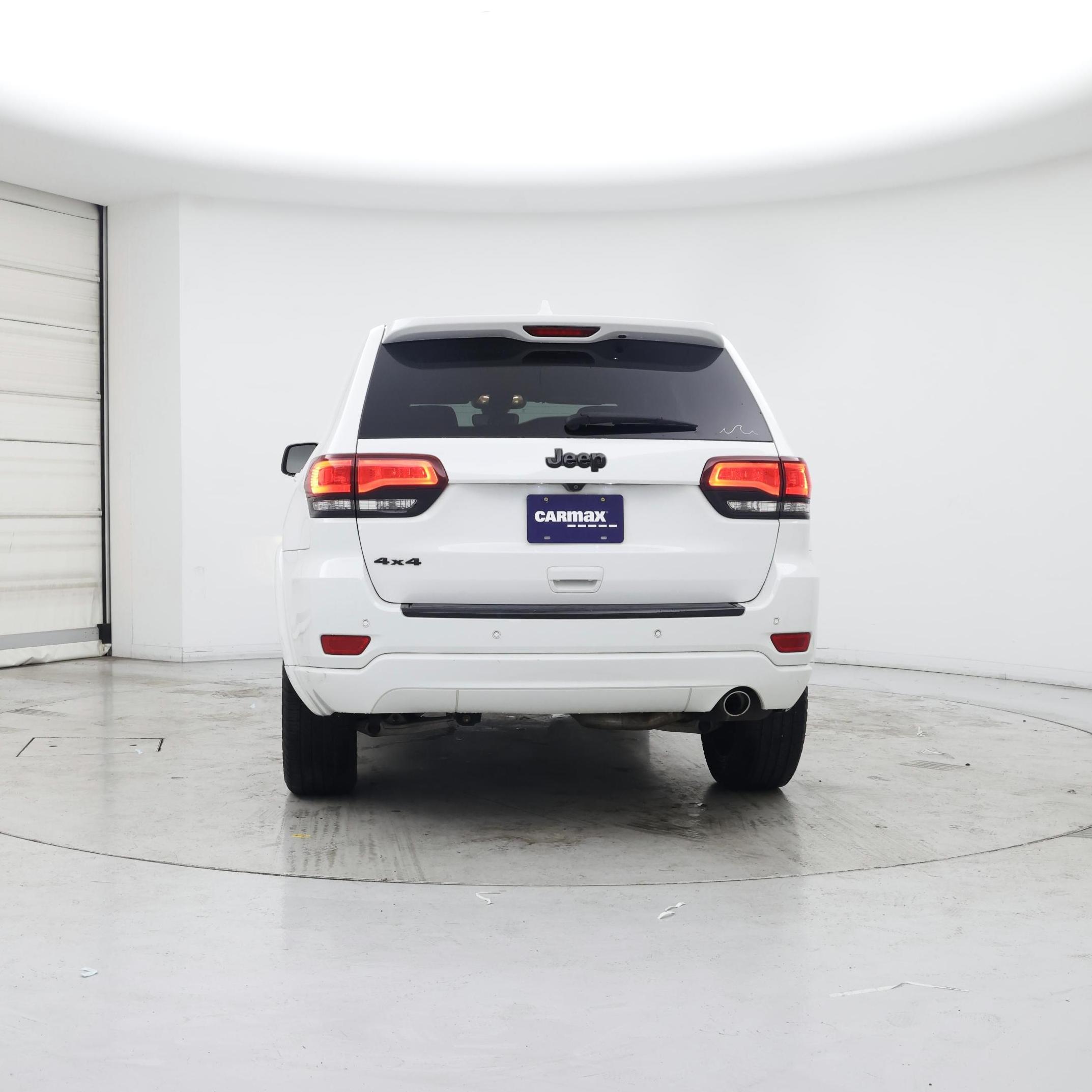 Thumbnail: 2018 Jeep Grand Cherokee - 6