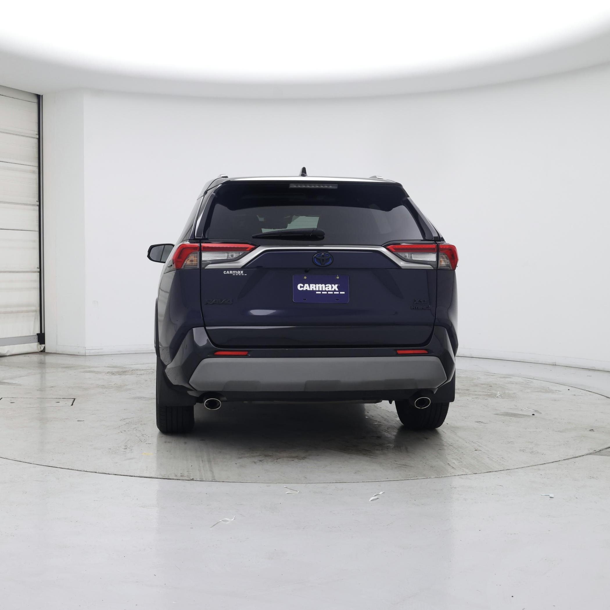 Thumbnail: 2021 Toyota RAV4 - 6