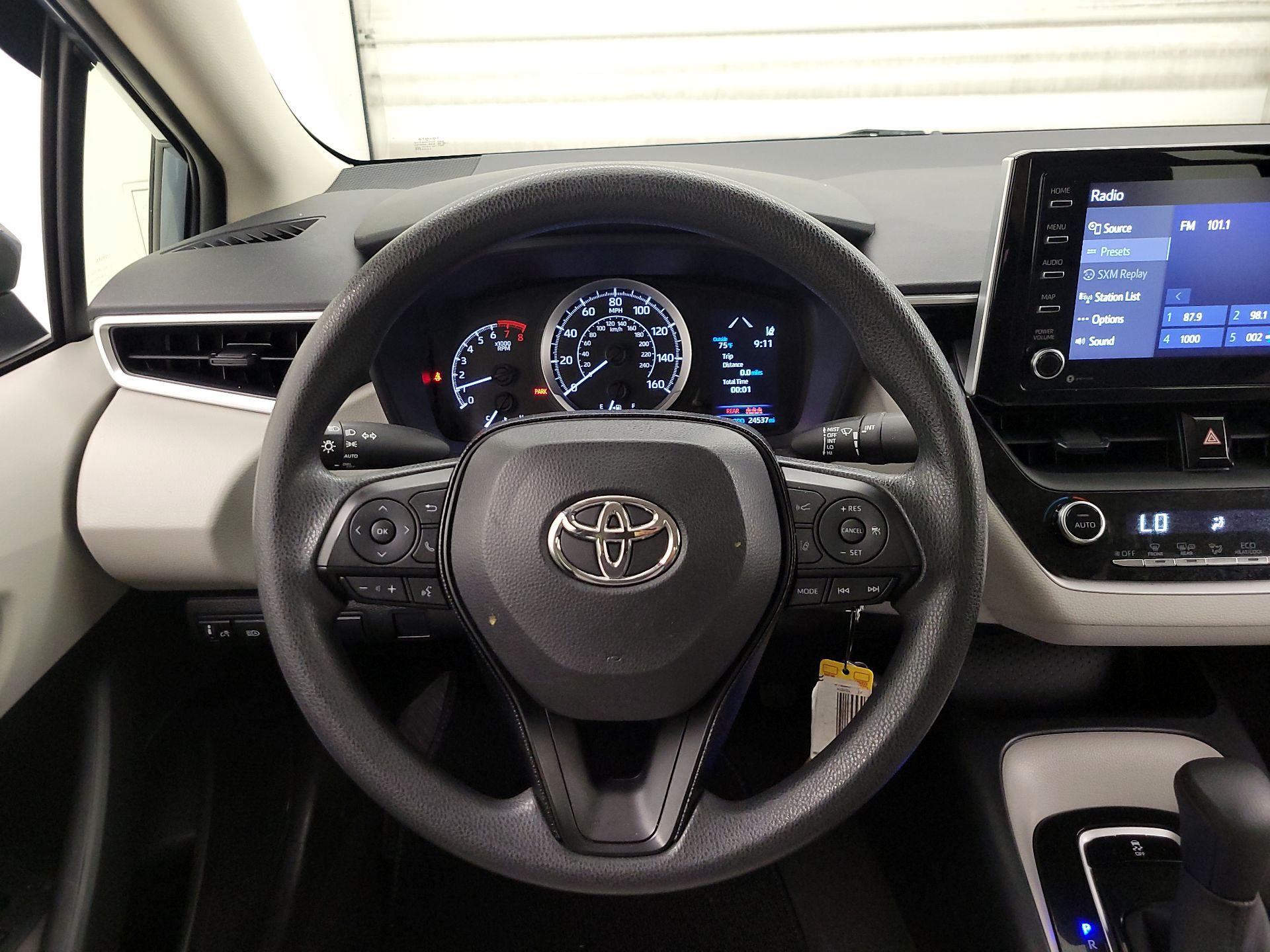 Thumbnail: 2021 Toyota Corolla - 10