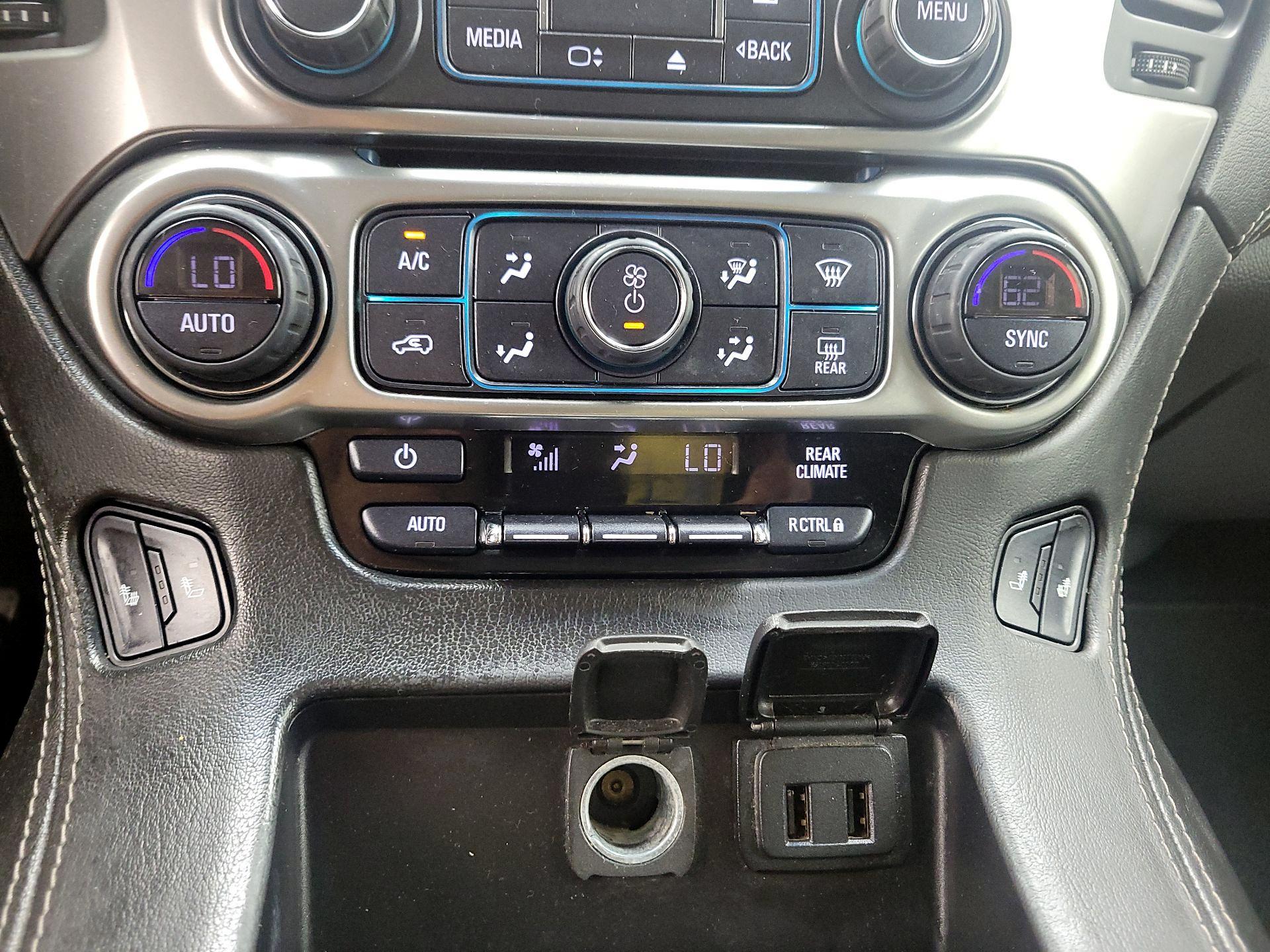 Thumbnail: 2019 Chevrolet Tahoe - 16