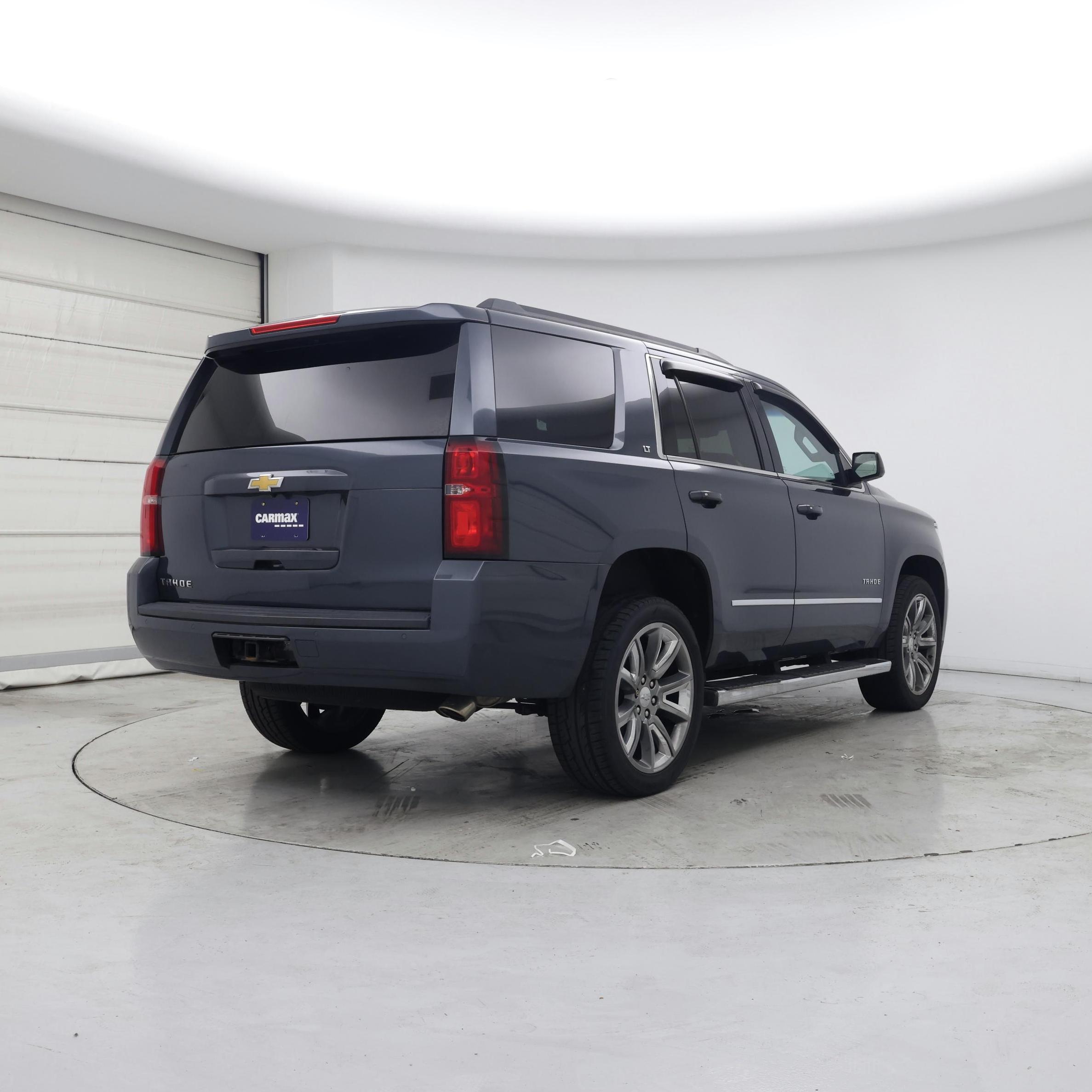 Thumbnail: 2019 Chevrolet Tahoe - 8