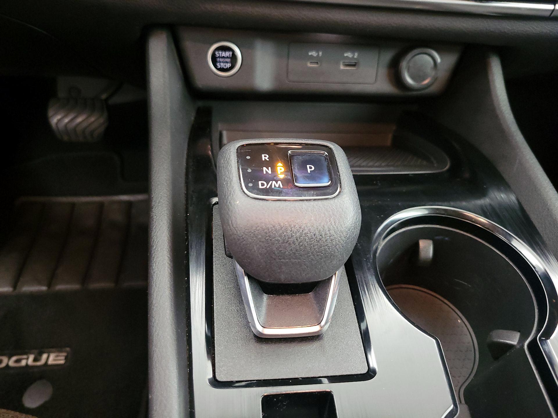 Thumbnail: 2021 Nissan Rogue - 17