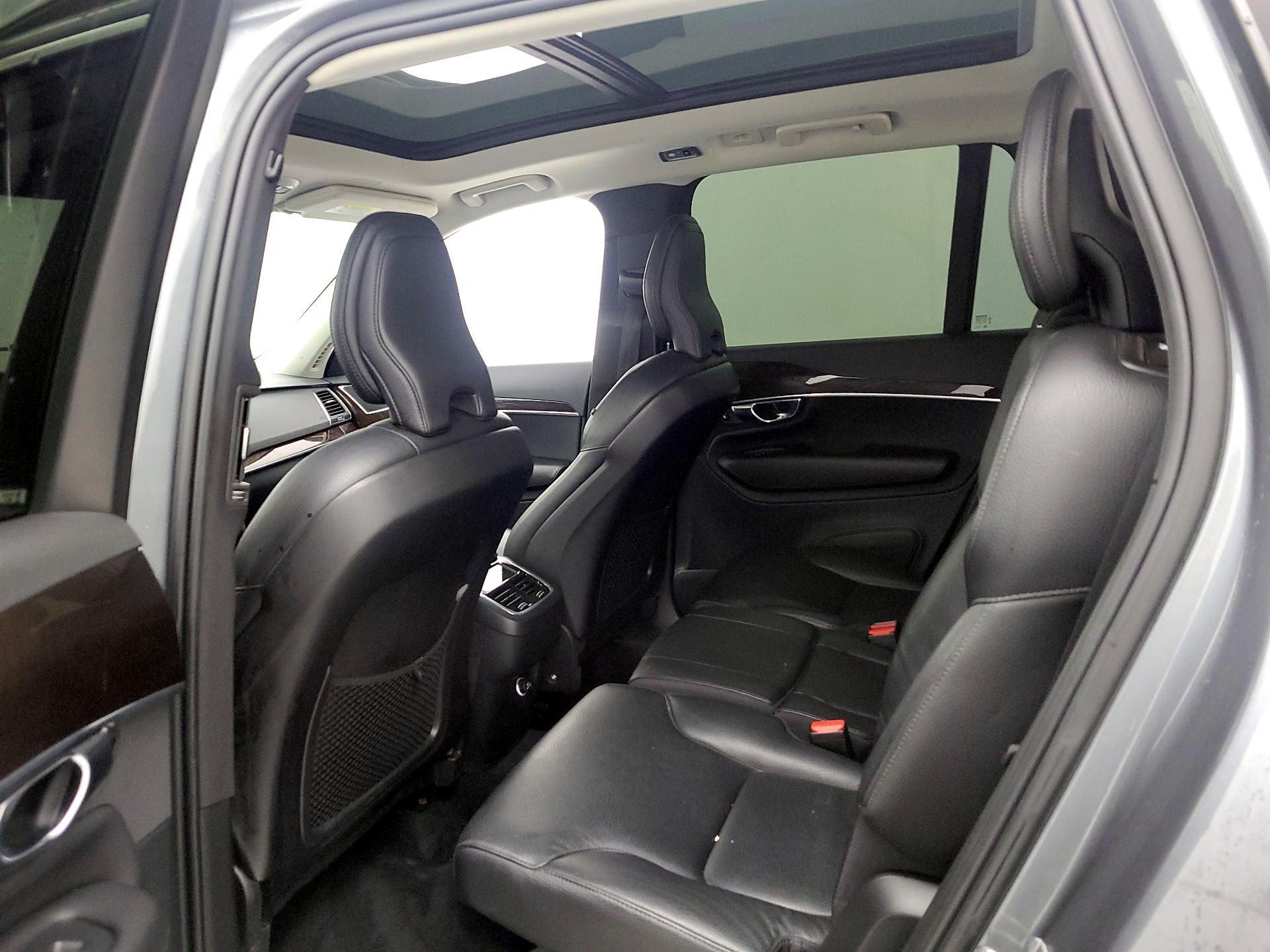 Thumbnail: 2019 Volvo XC90 - 19