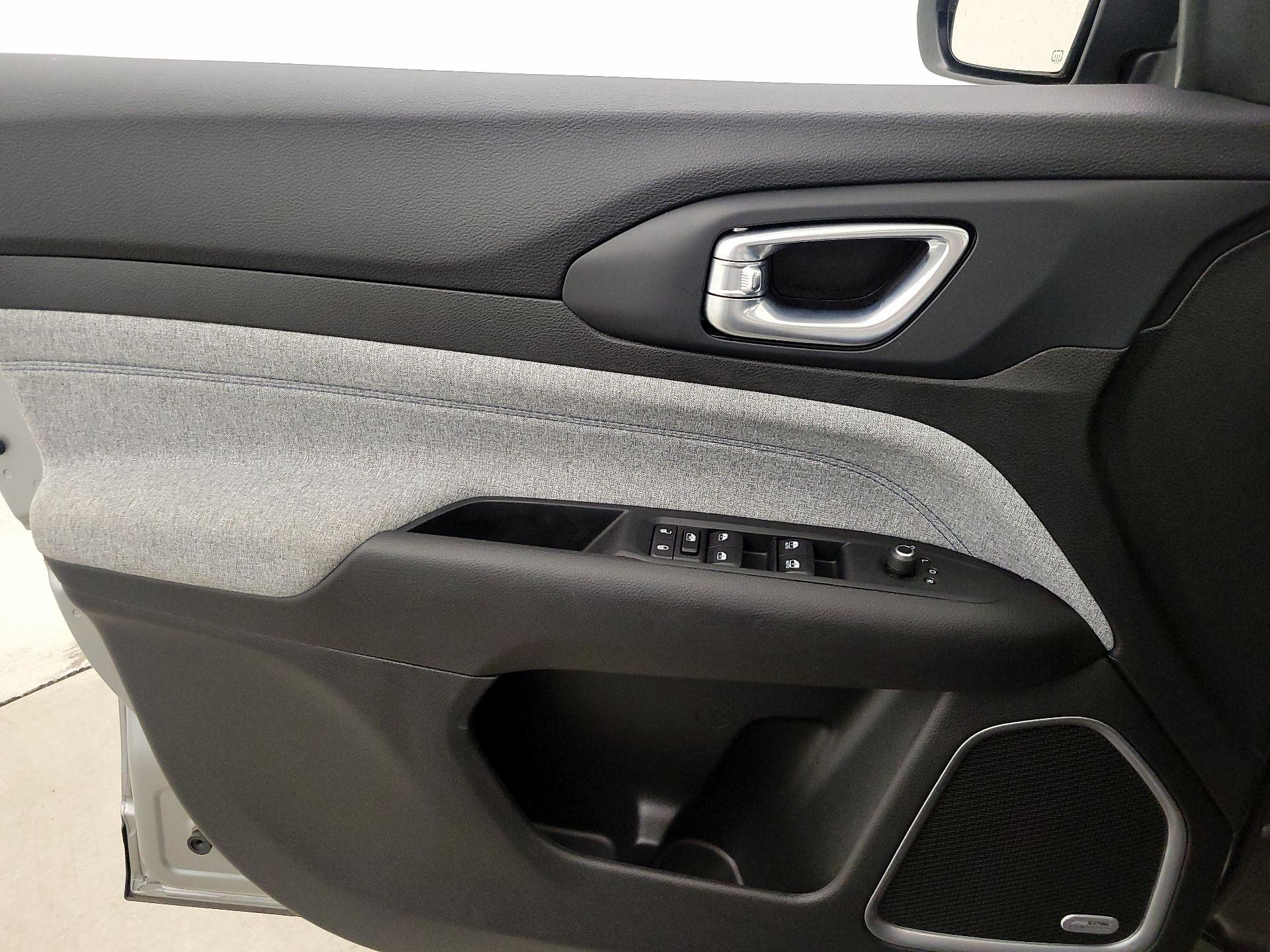Thumbnail: 2022 Jeep Compass - 12