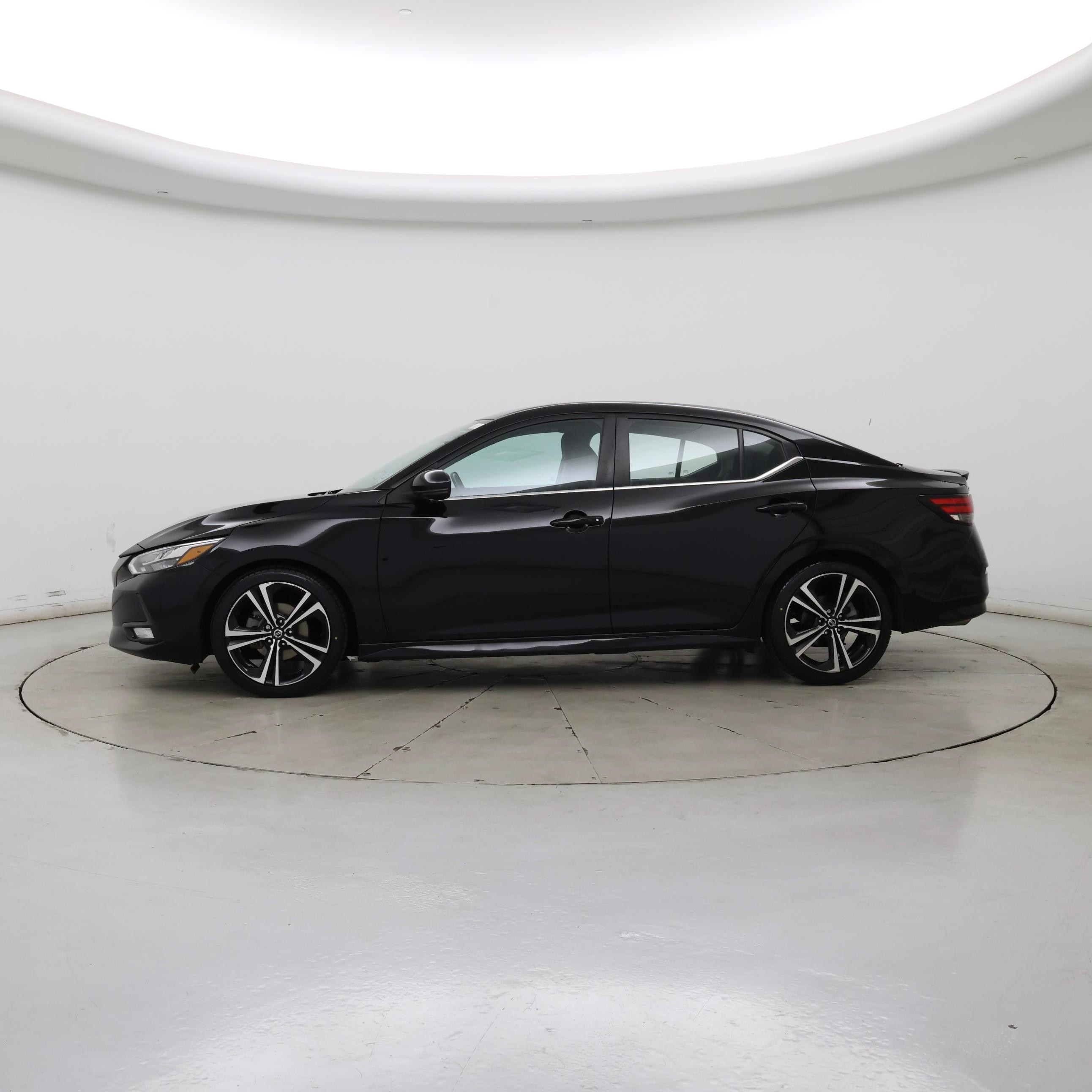 Thumbnail: 2021 Nissan Sentra - 3