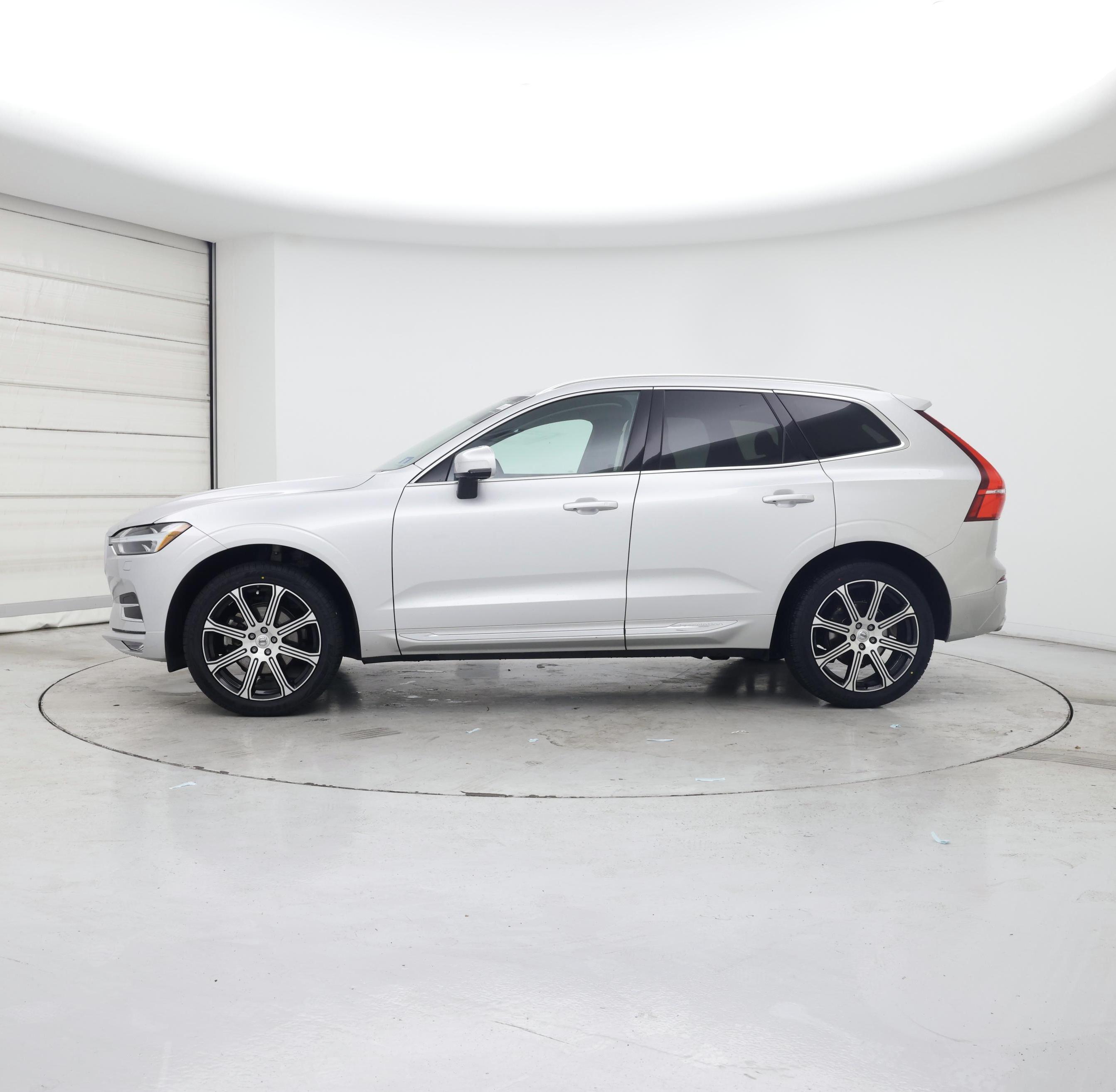 Thumbnail: 2020 Volvo XC60 - 3