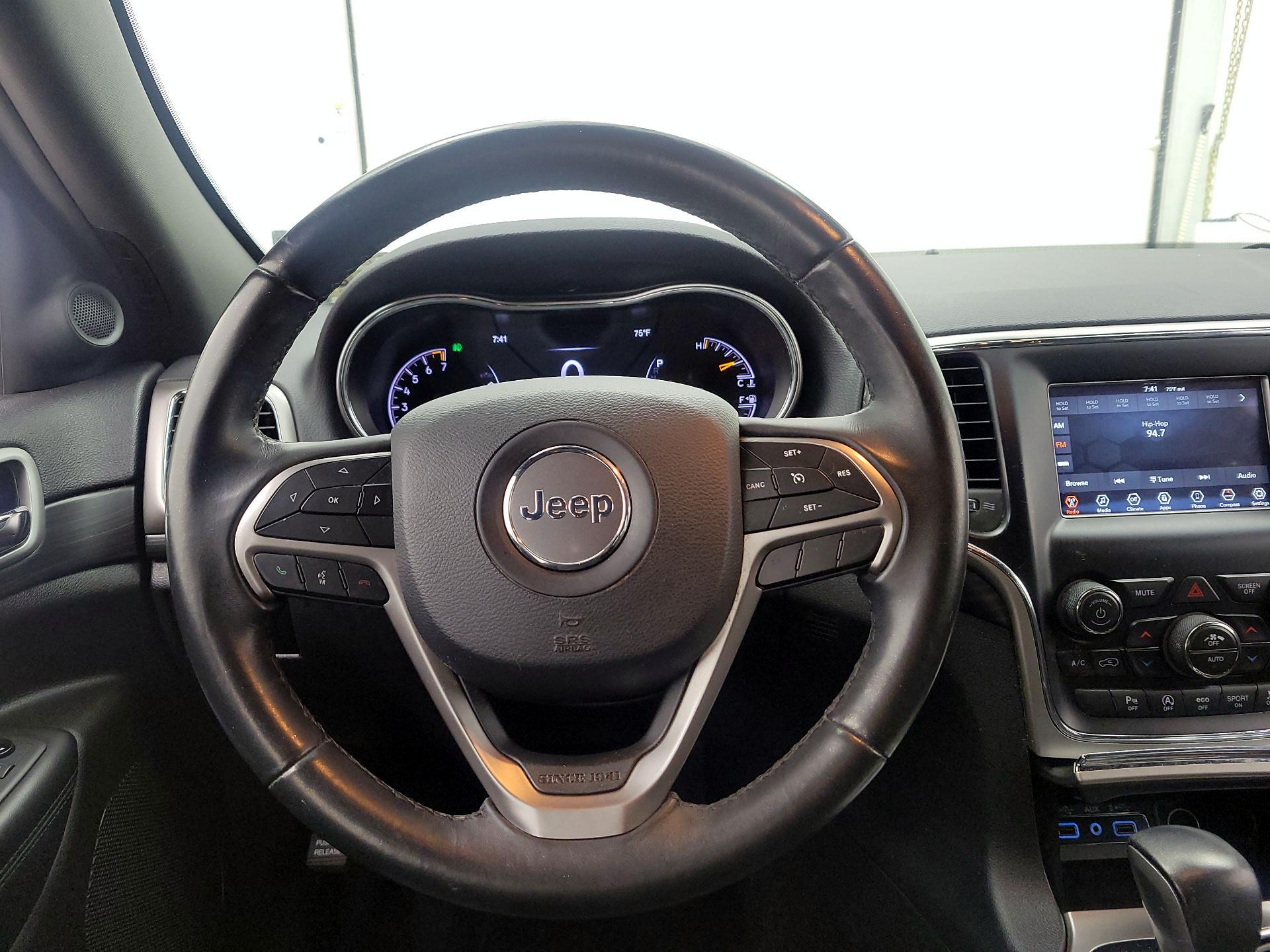 Thumbnail: 2019 Jeep Grand Cherokee - 10