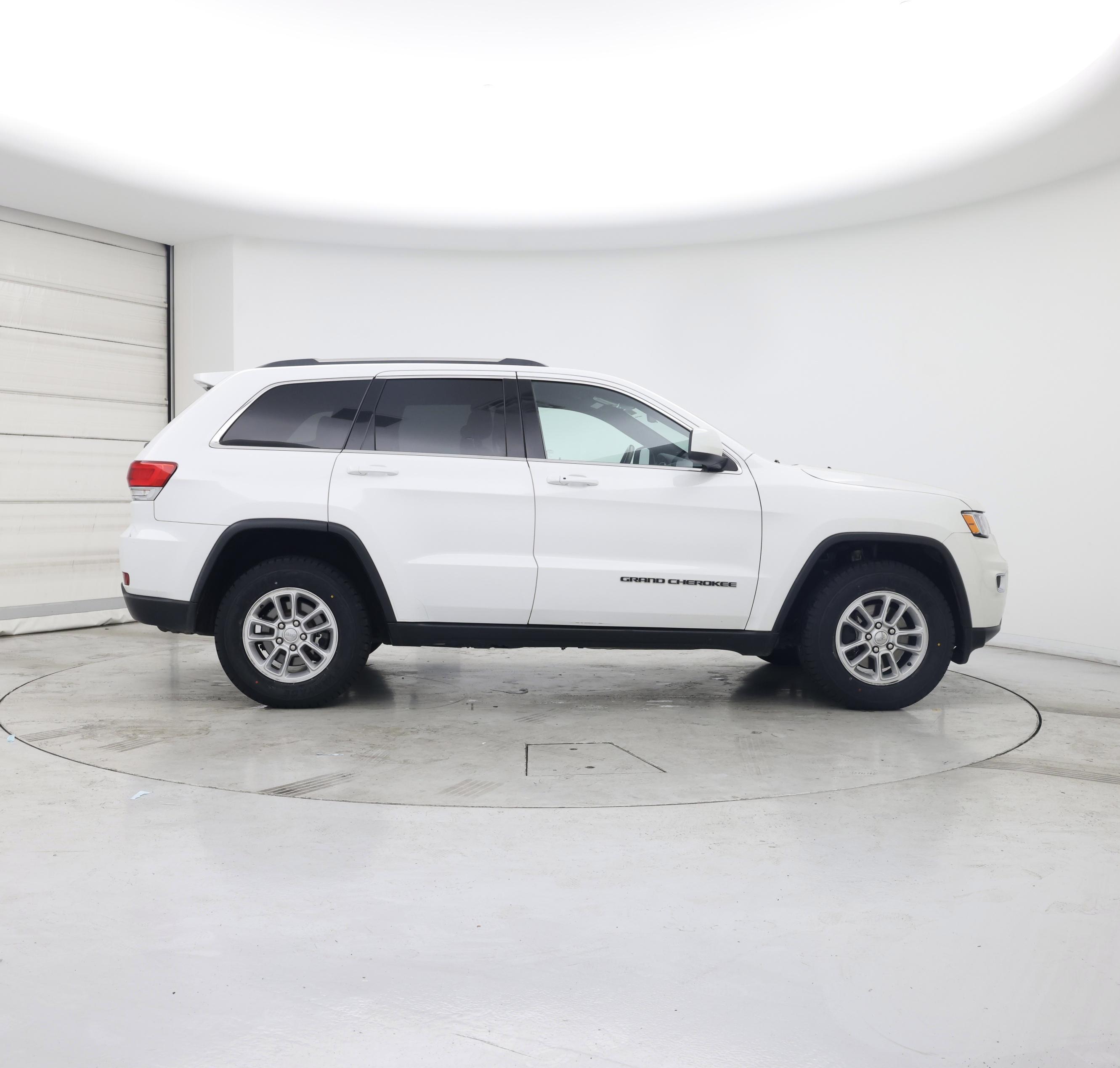 Thumbnail: 2019 Jeep Grand Cherokee - 7
