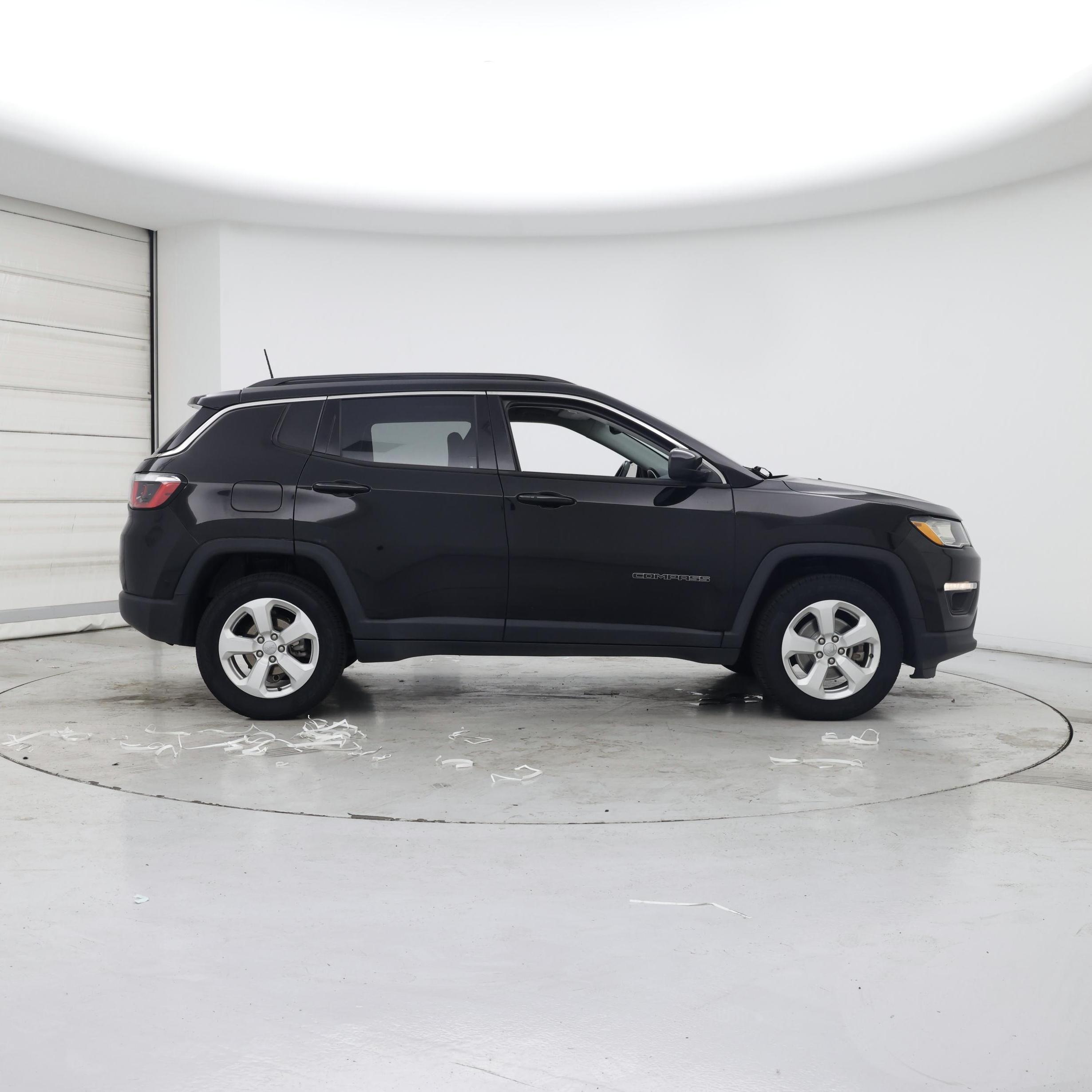 Thumbnail: 2019 Jeep Compass - 7