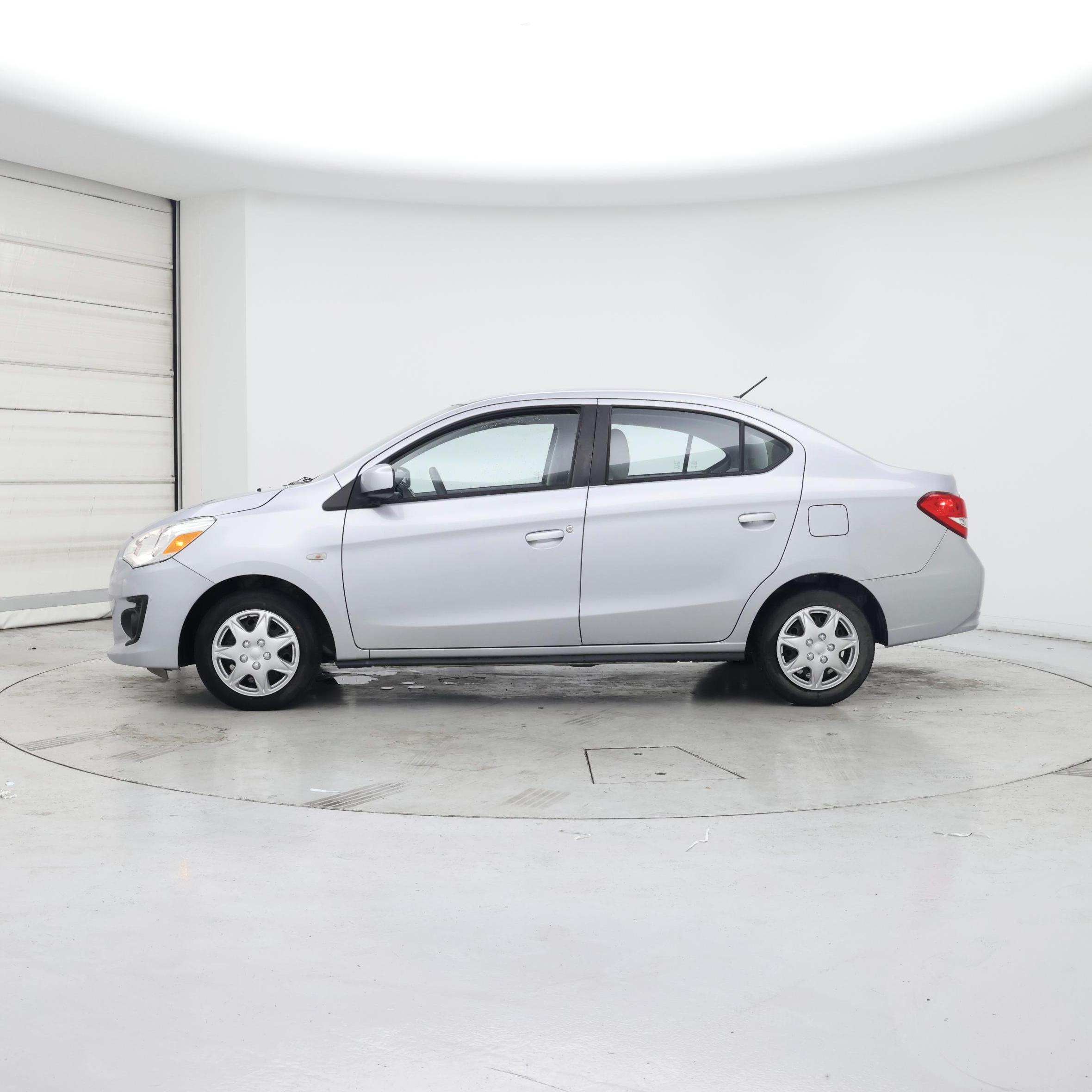 Thumbnail: 2019 Mitsubishi Mirage G4 - 3
