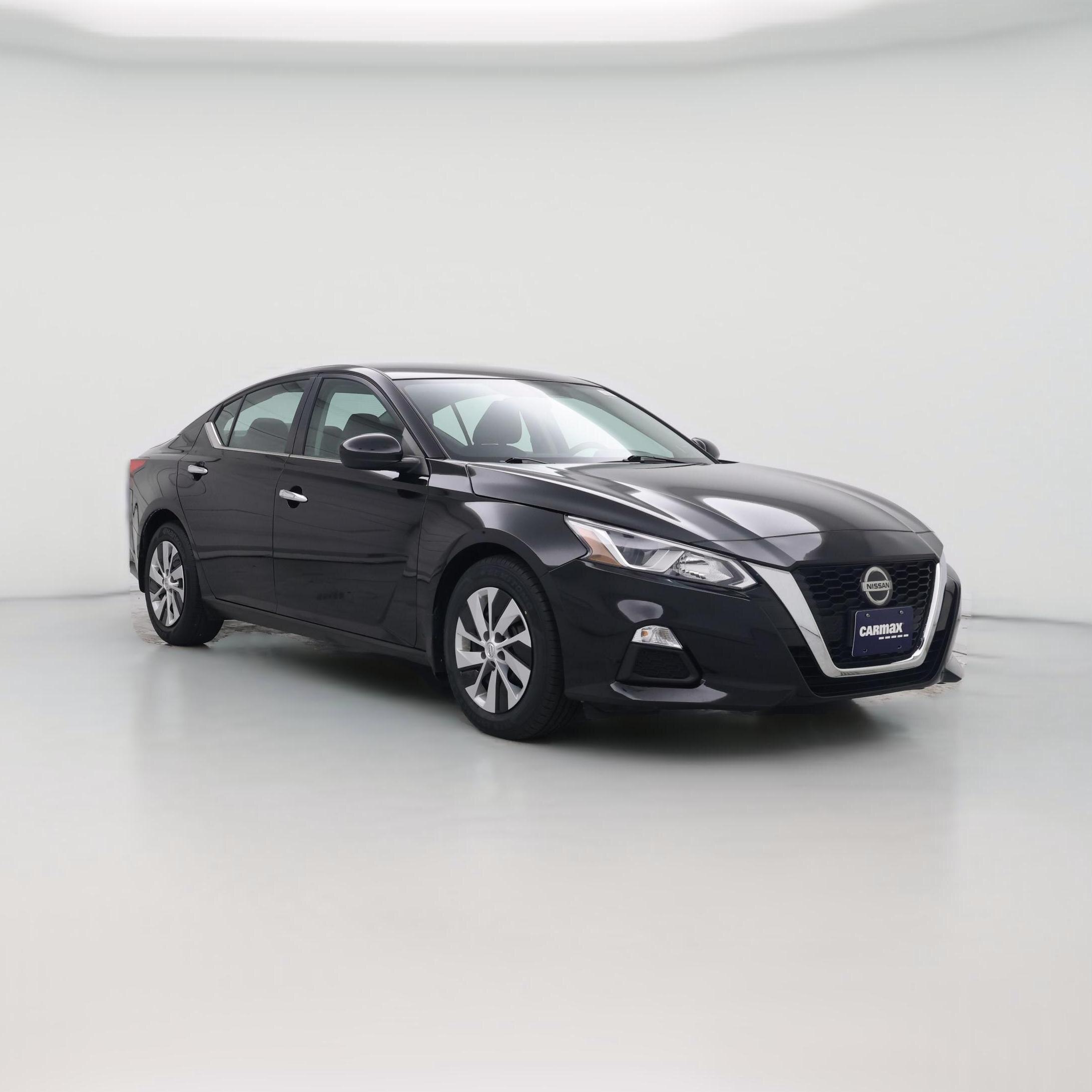 Thumbnail: 2019 Nissan Altima - 1