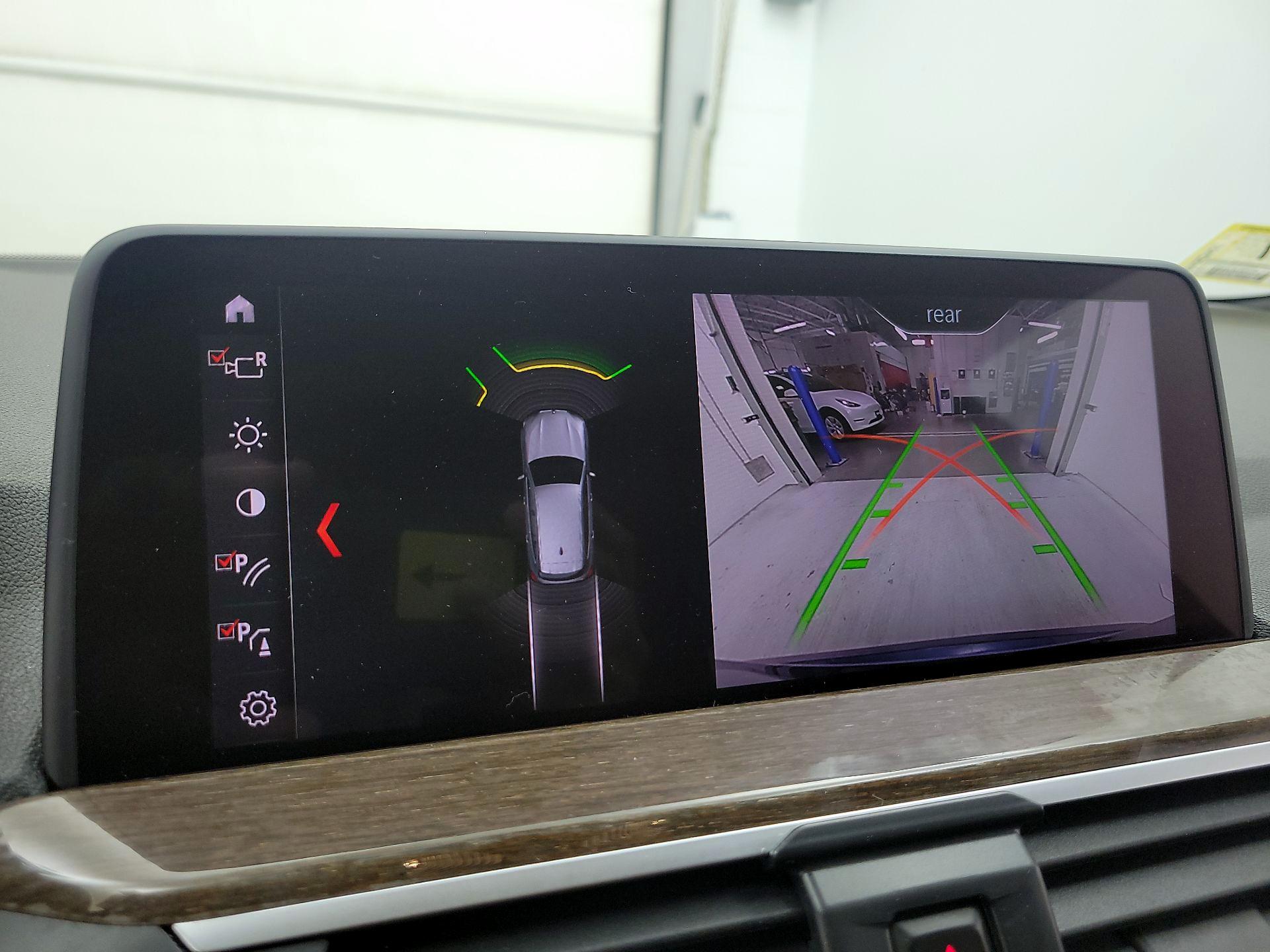 Thumbnail: 2019 BMW X3 - 15