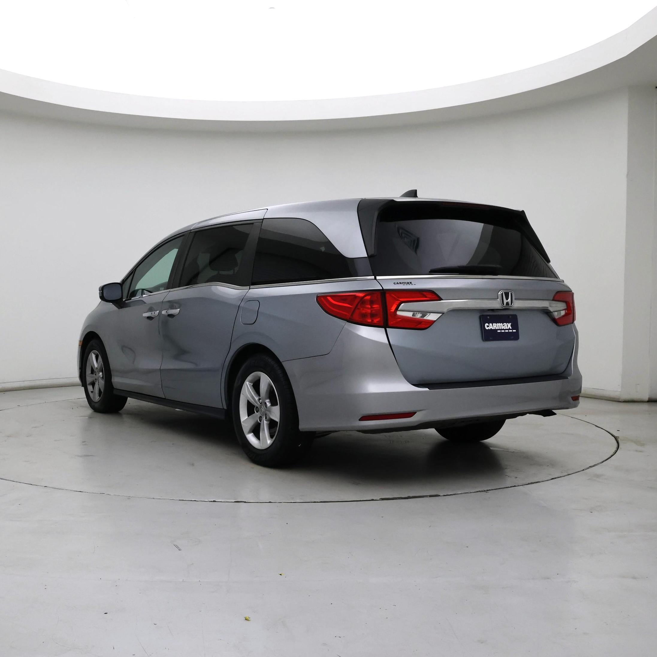 Thumbnail: 2019 Honda Odyssey - 2