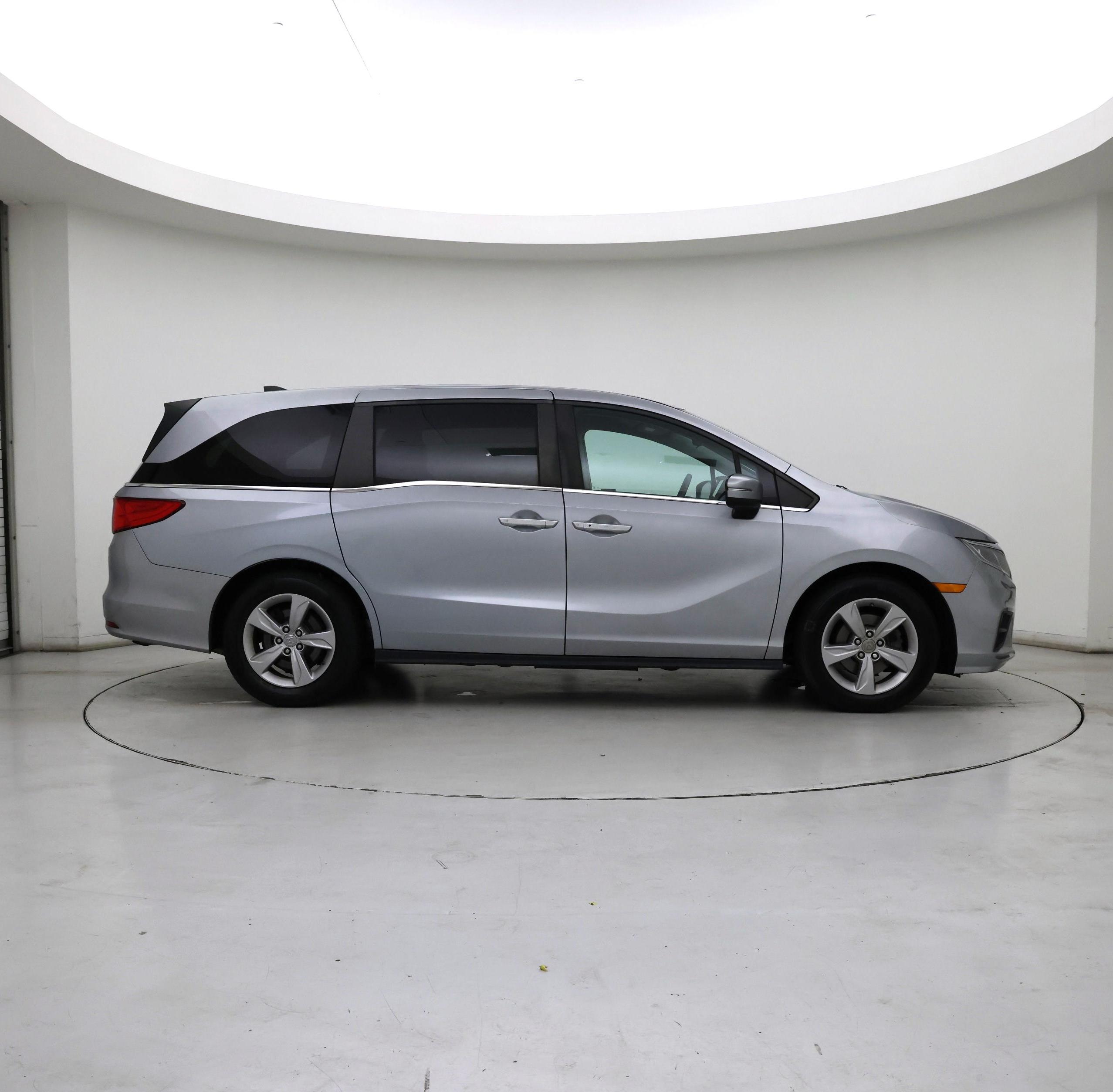 Thumbnail: 2019 Honda Odyssey - 7