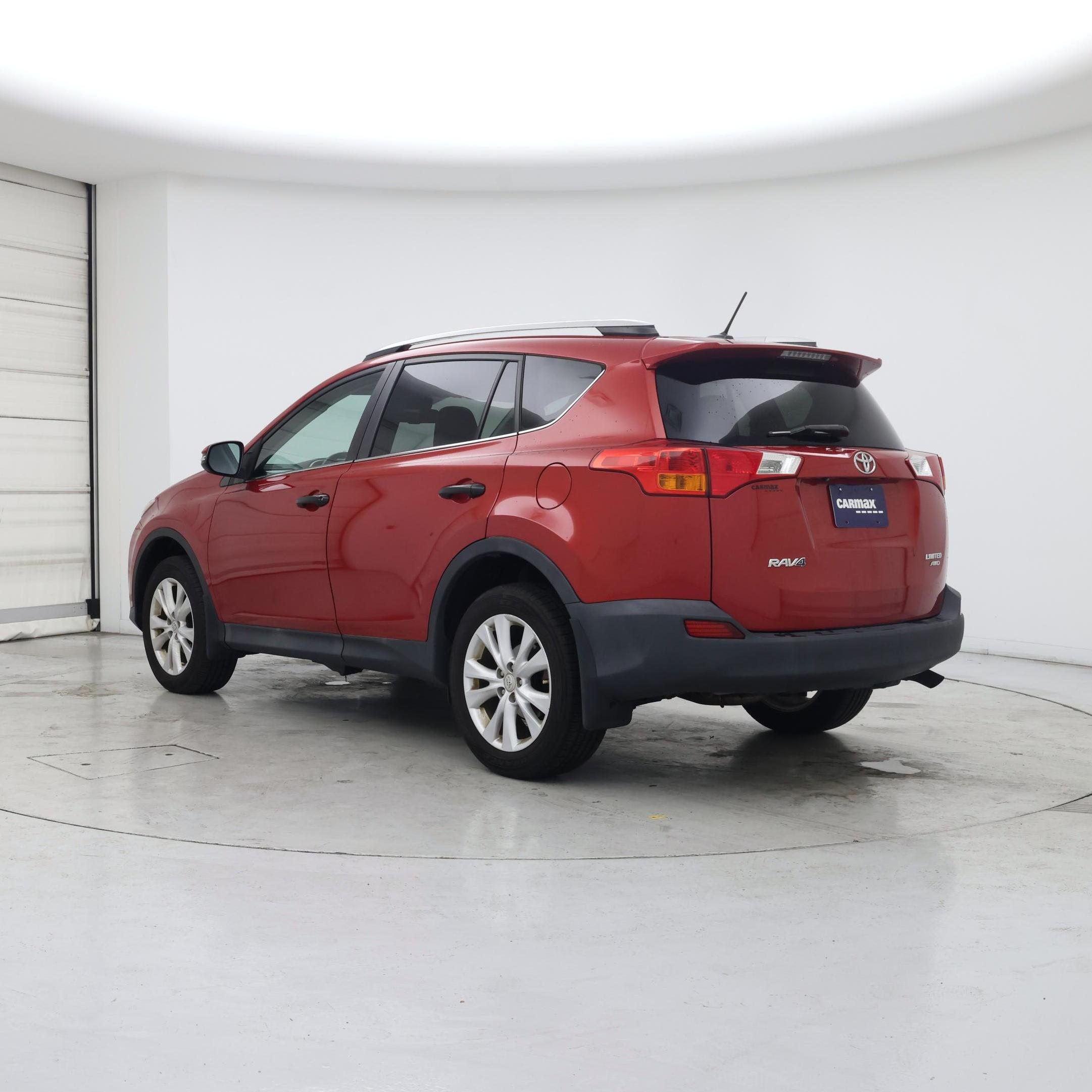 Thumbnail: 2015 Toyota RAV4 - 2