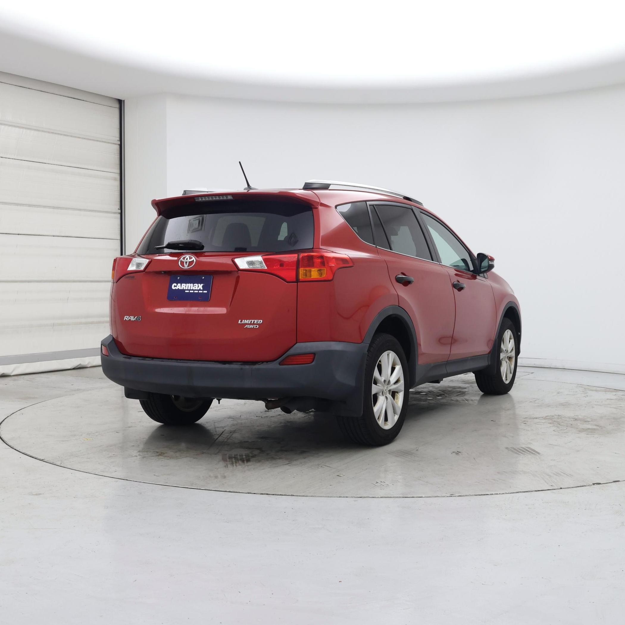 Thumbnail: 2015 Toyota RAV4 - 8