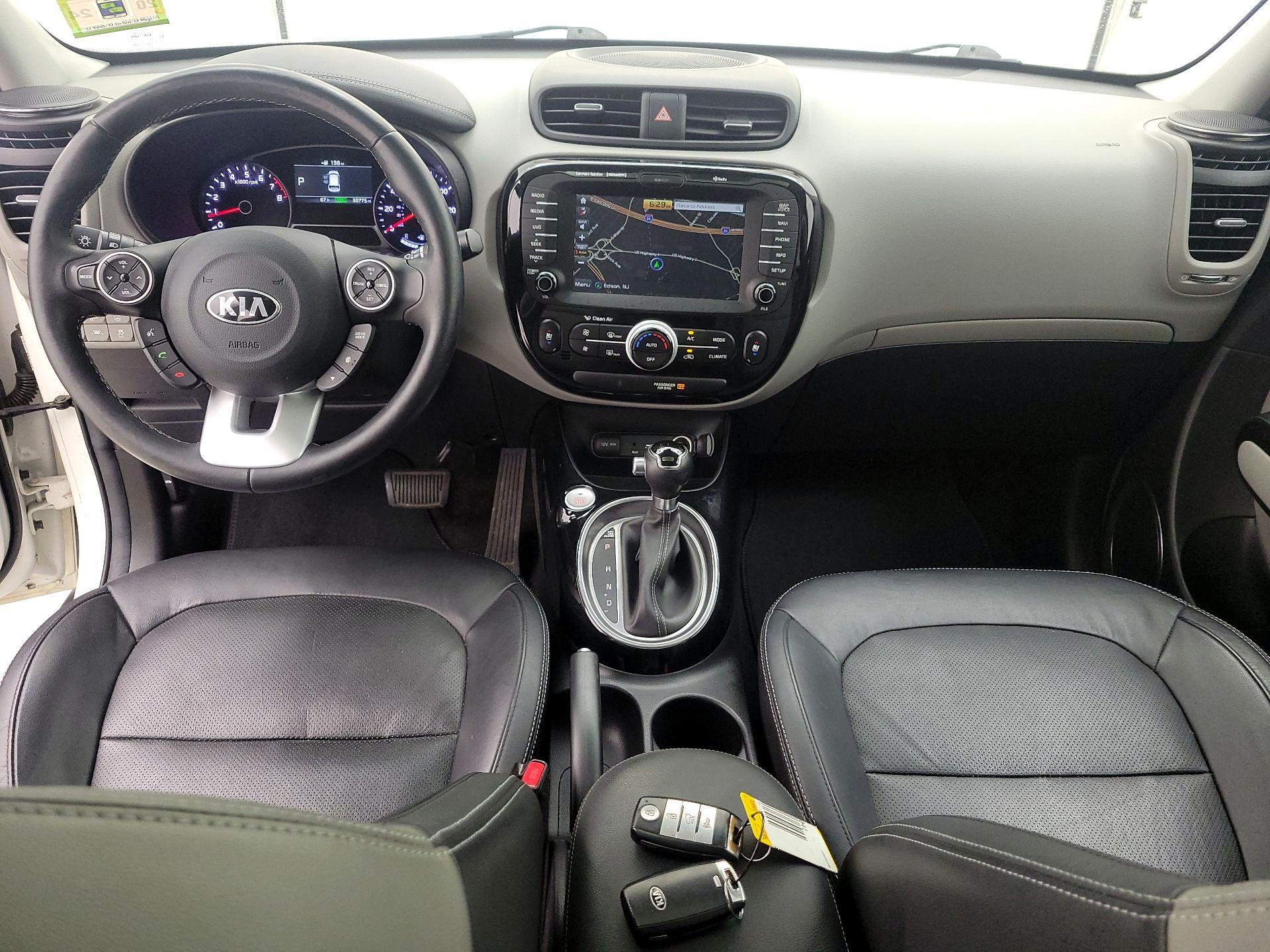 Thumbnail: 2017 Kia Soul - 9